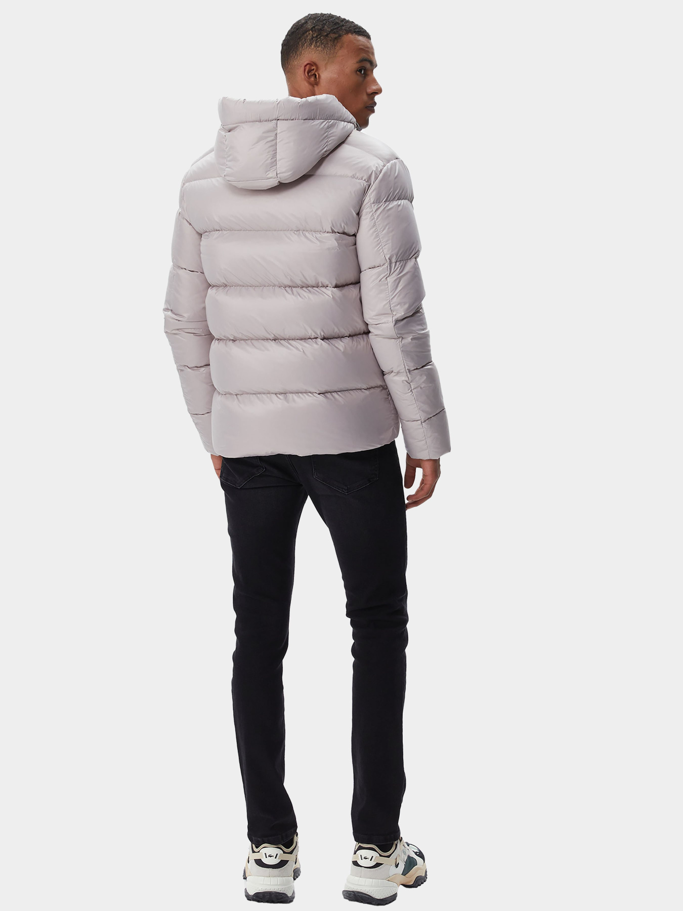 Куртки та дублянки Lacoste модель BH2417R17G Фото