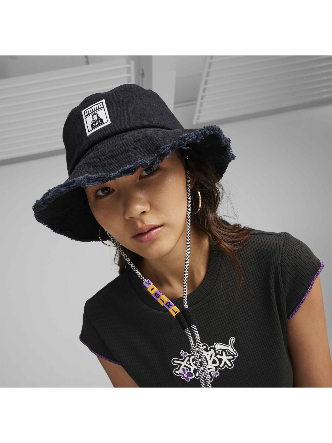 Шапки и кепки PUMA x X-girl Bucket Hat модель 025179 Фото