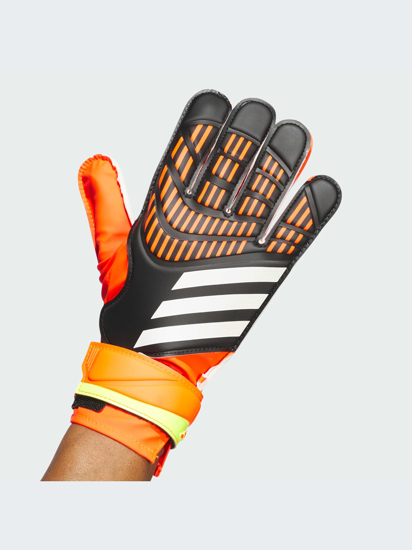 Перчатки для спорта Adidas модель IQ4027 Фото