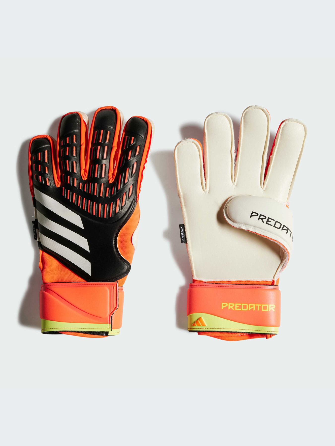 Перчатки для спорта Adidas Predator модель IQ4036 Фото