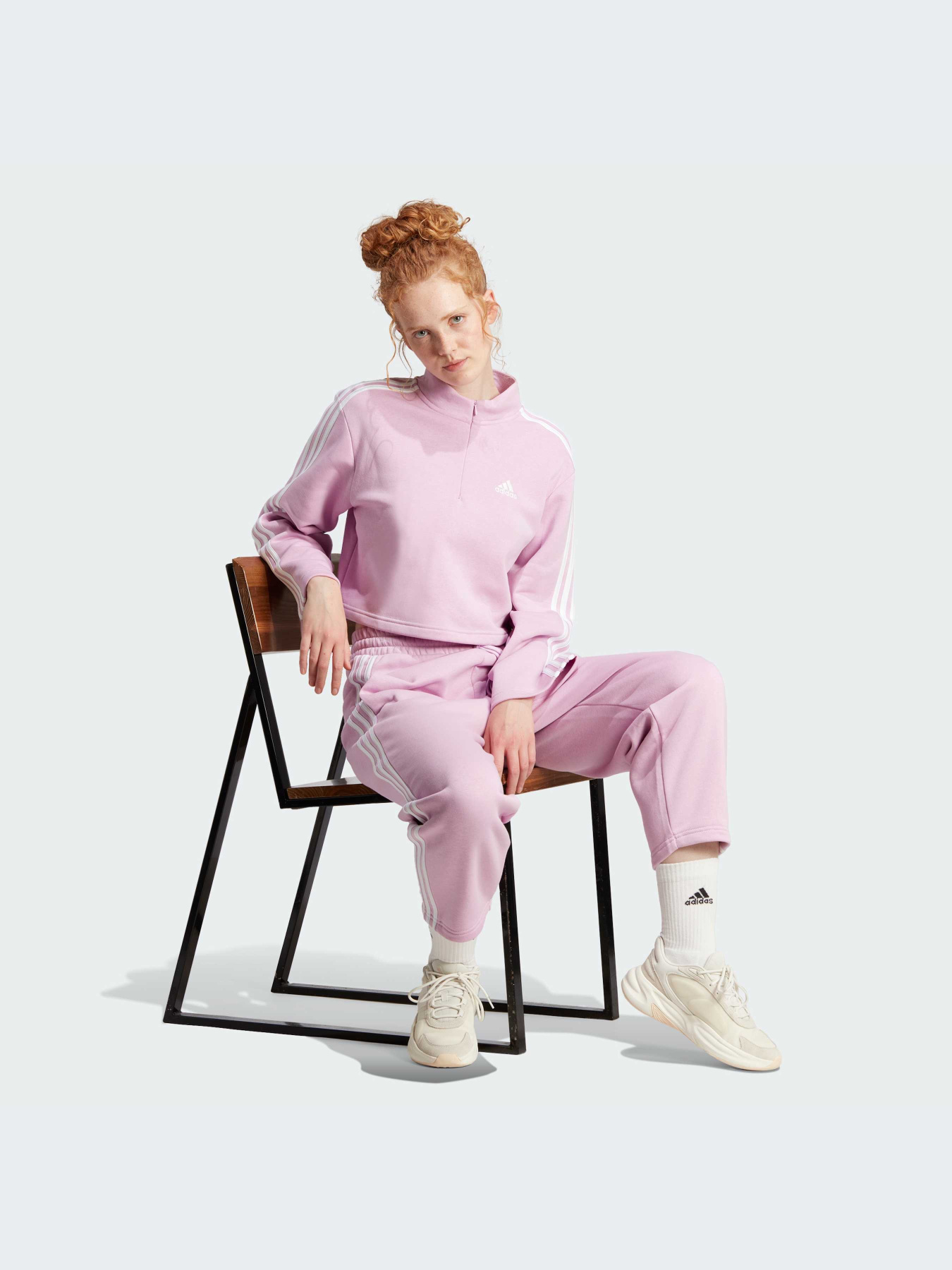 Брюки Adidas модель IJ7455 Брюки Adidas модель IJ7455 Фото