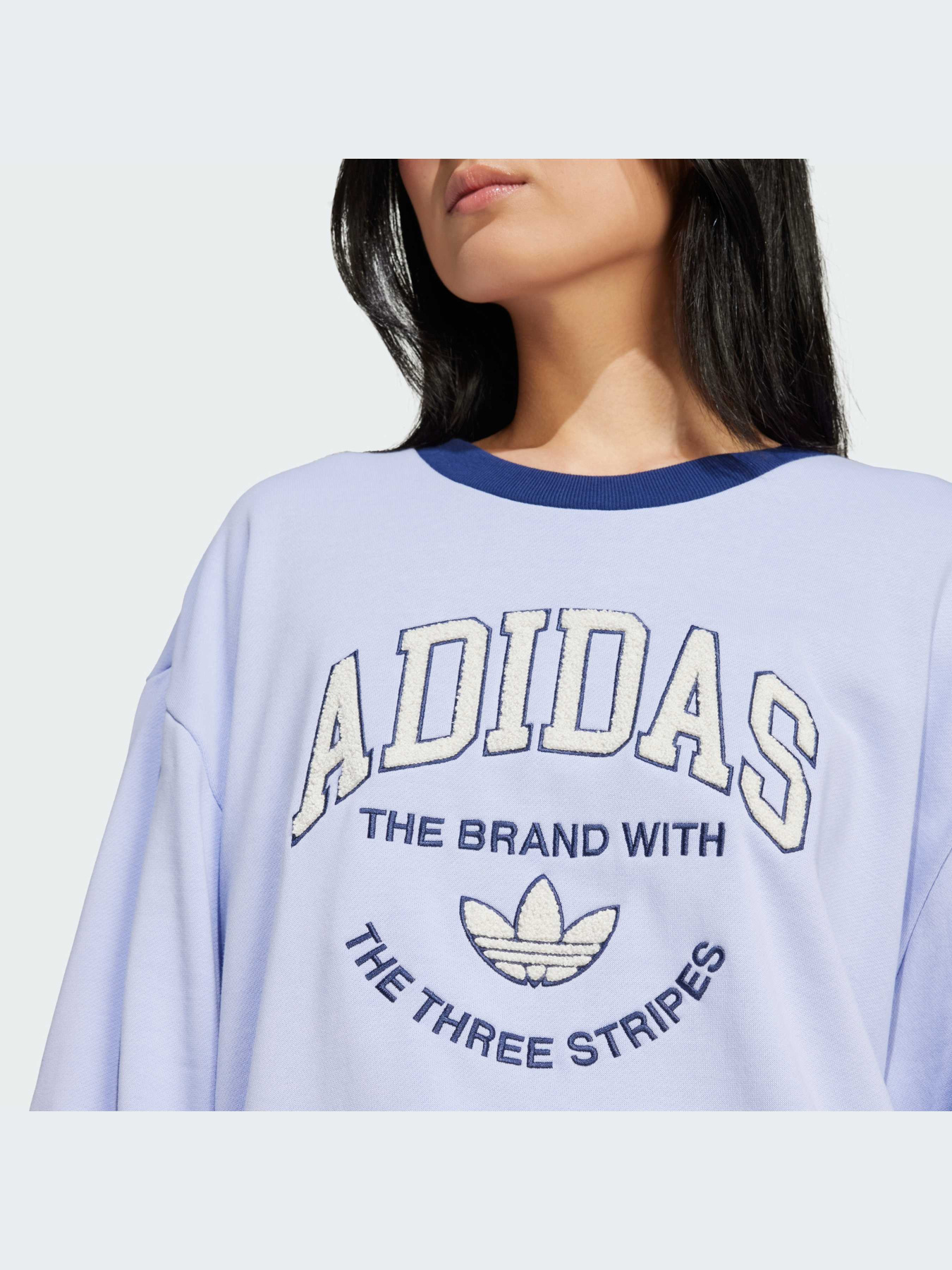 Худі та світшоти Adidas Graphics модель IT4271 Худі та світшоти Adidas Graphics модель IT4271 Фото