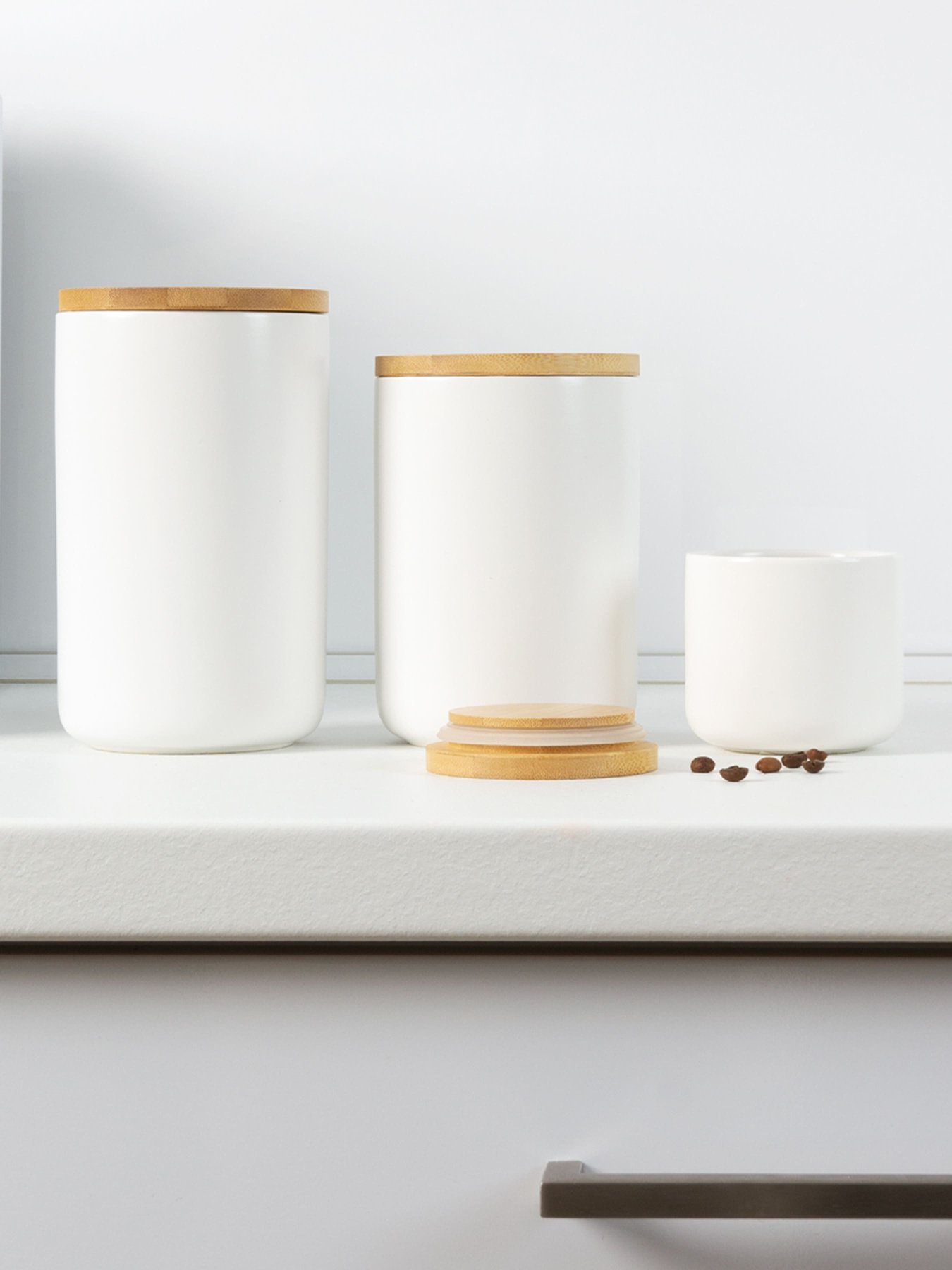 Емкость для хранения белая/дерево MBM HOME модель KP-13 S WHITE/WOOD Емкость для хранения белая/дерево MBM HOME модель KP-13 S WHITE/WOOD Фото