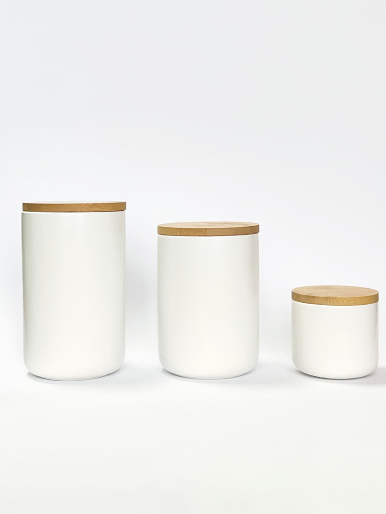 Емкость для хранения белая/дерево MBM HOME модель KP-13 M WHITE/WOOD Емкость для хранения белая/дерево MBM HOME модель KP-13 M WHITE/WOOD Фото