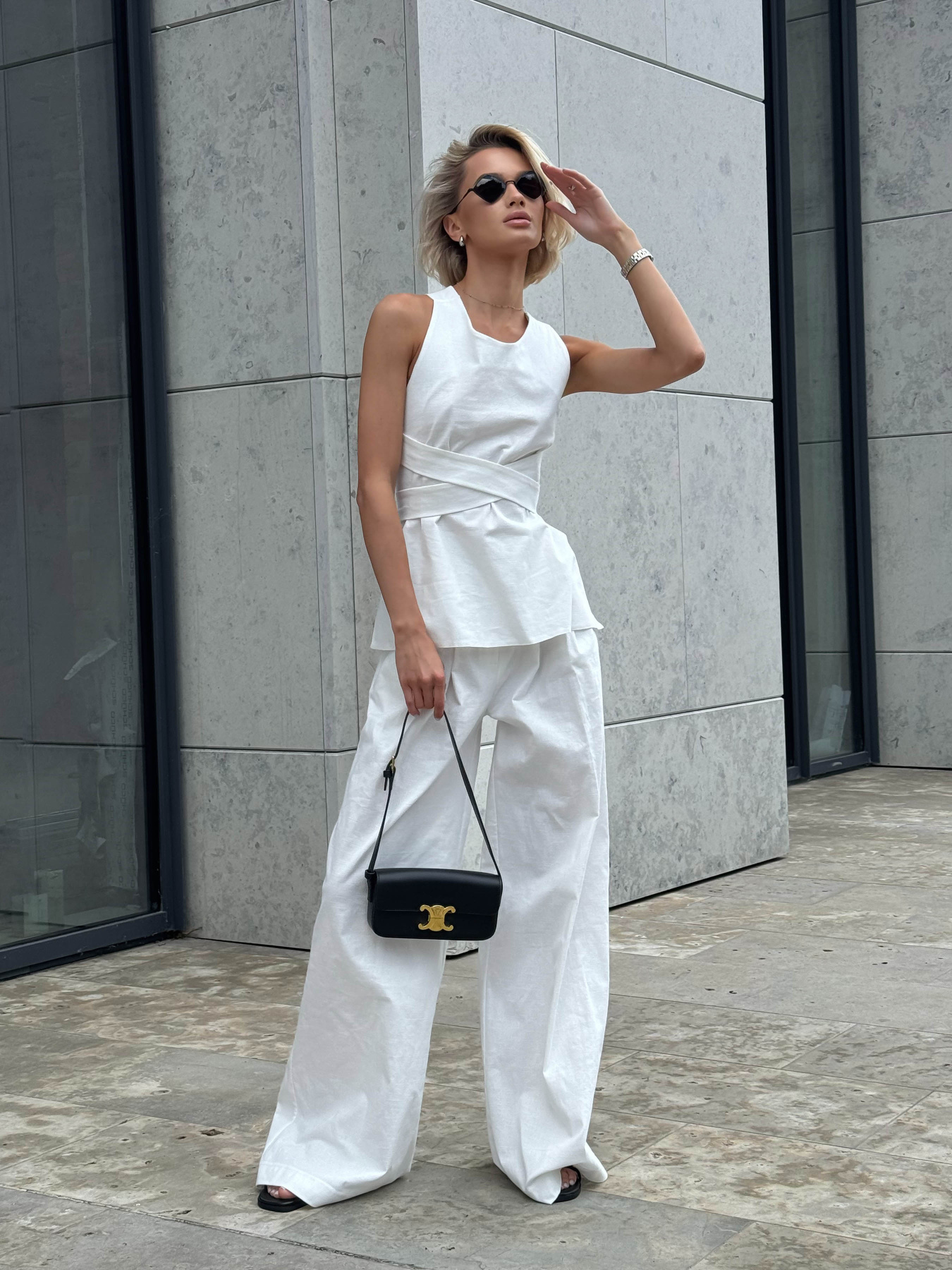 Брюки Jadone Fashion модель Velet_bili Фото