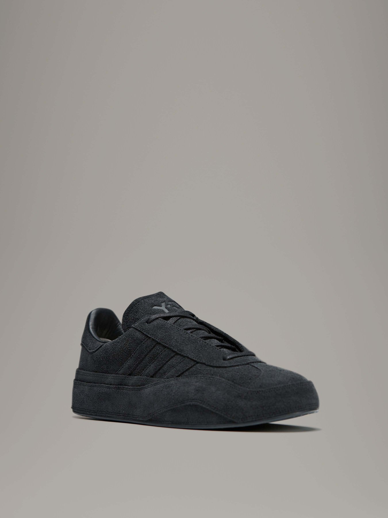 Кеды Adidas Y-3 Gazelle модель IE3239 Кеды Adidas Y-3 Gazelle модель IE3239 Фото