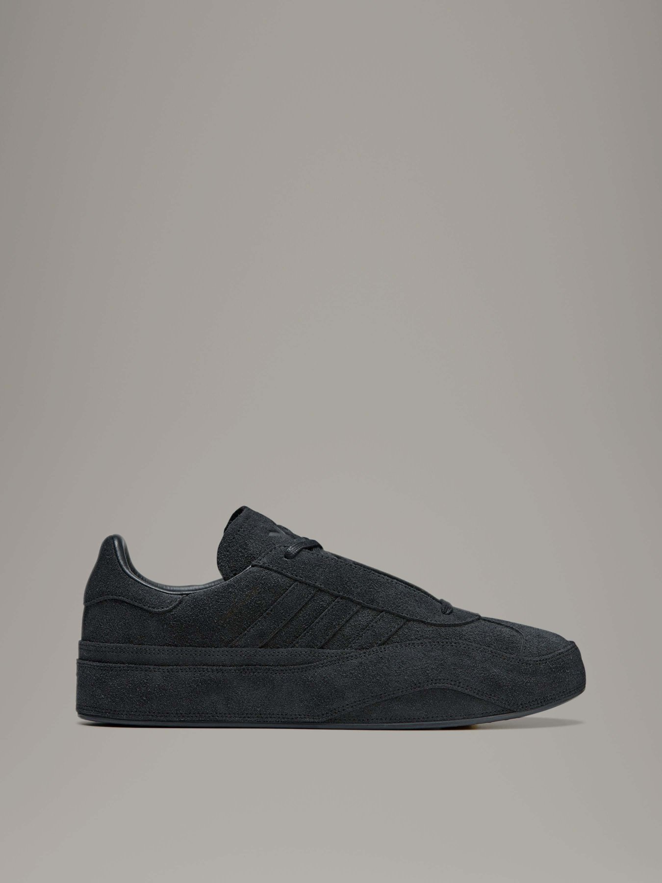 Кеды Adidas Y-3 Gazelle модель IE3239 Кеды Adidas Y-3 Gazelle модель IE3239 Фото