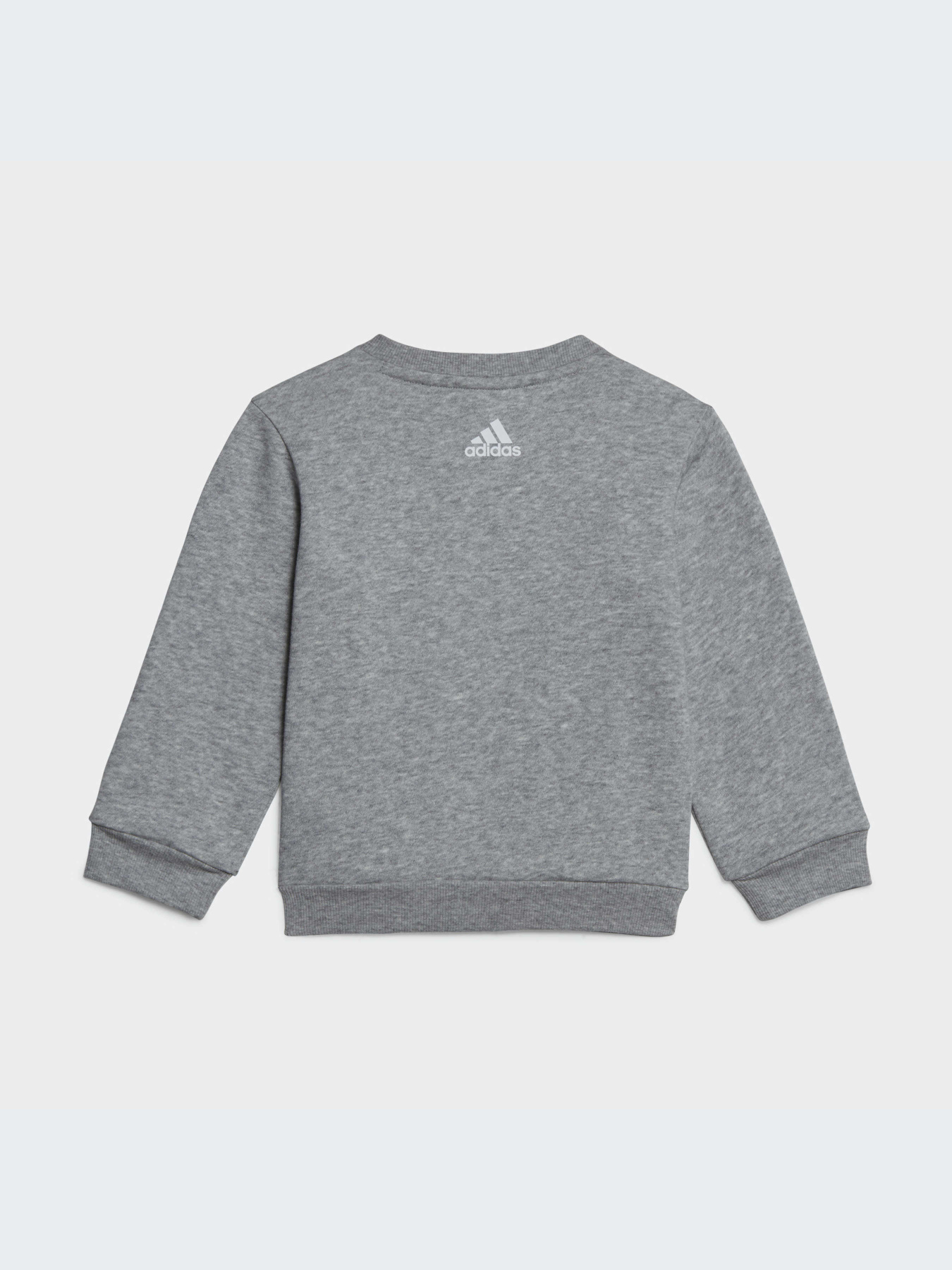 Костюмы Adidas модель HR5882 Костюмы Adidas модель HR5882 Фото