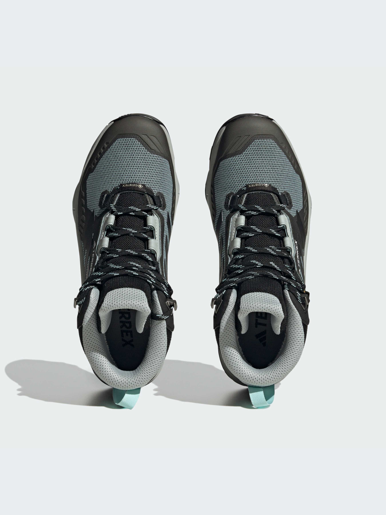Кроссовки Adidas модель IF2401 Кроссовки Adidas модель IF2401 Фото