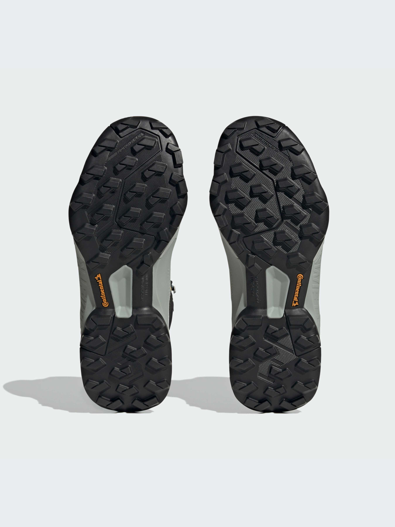 Кроссовки Adidas модель IF2401 Кроссовки Adidas модель IF2401 Фото