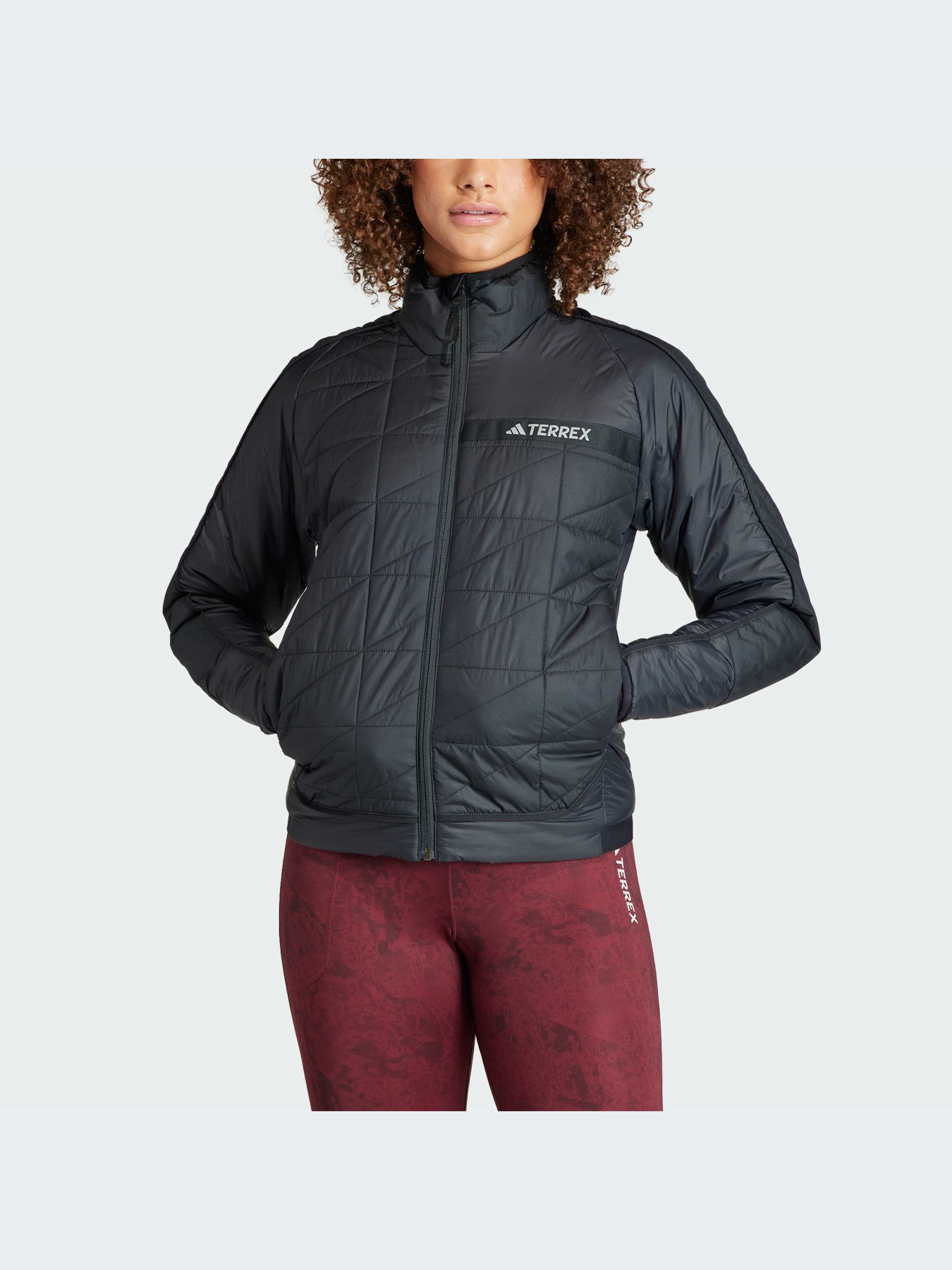 Куртки та дублянки Adidas модель IB4213 Куртки та дублянки Adidas модель IB4213 Фото