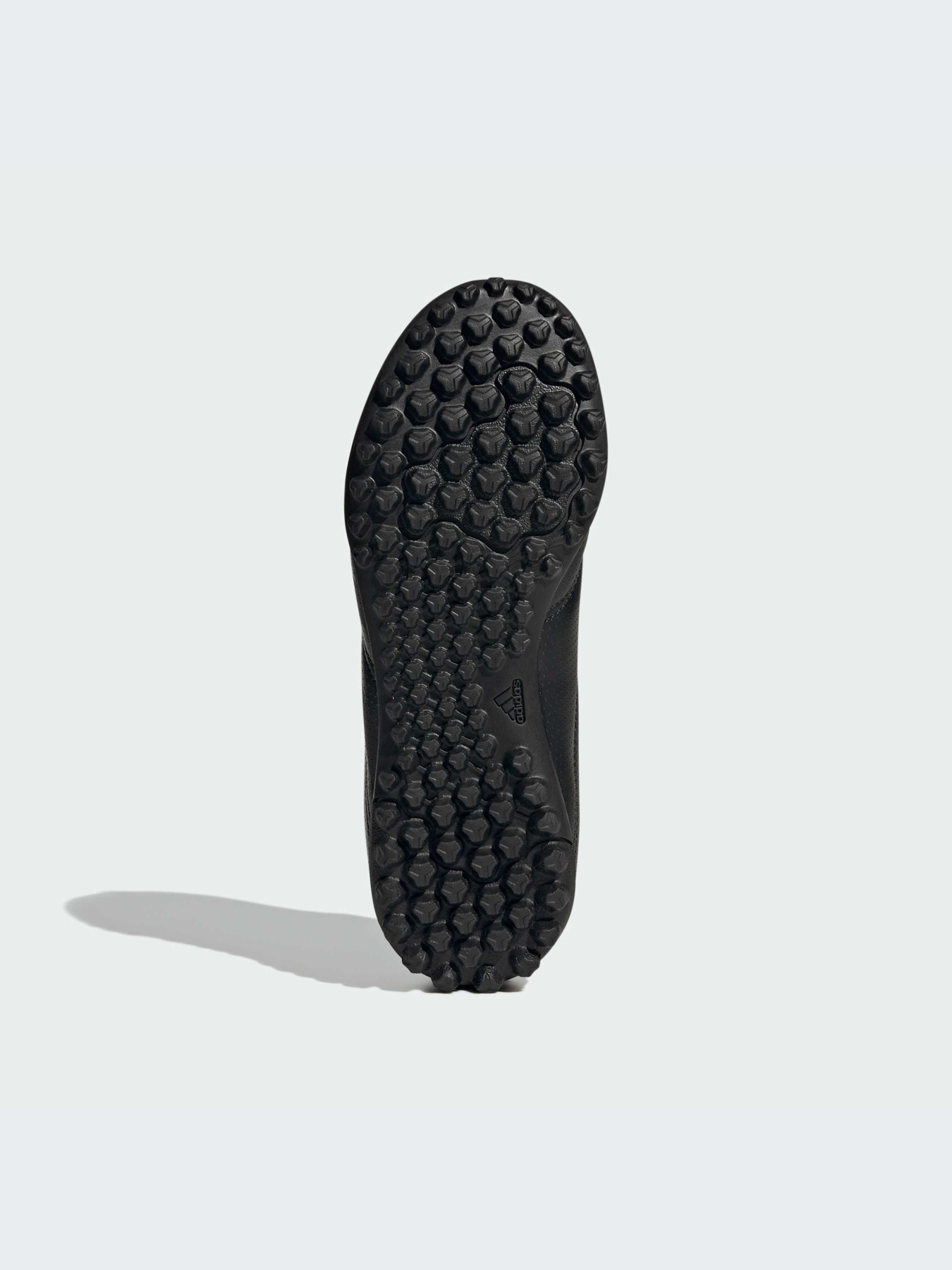 Кроссовки Adidas Predator модель IF6419 Кроссовки Adidas Predator модель IF6419 Фото