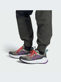 Кросівки Adidas модель IE4844 Фото