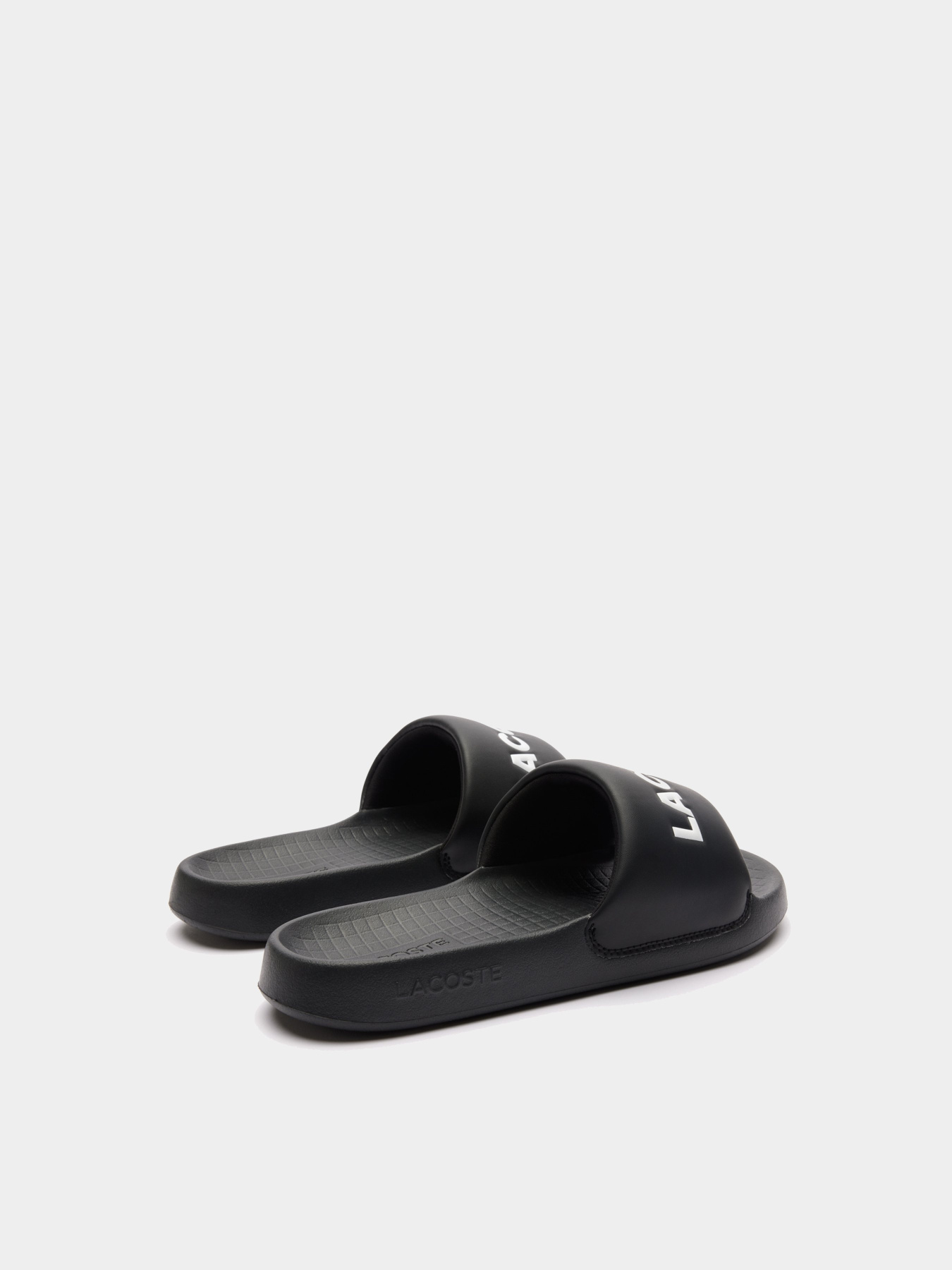 Шлёпанцы Lacoste Serve Slide 1.0 модель 747CMA0025312 Фото