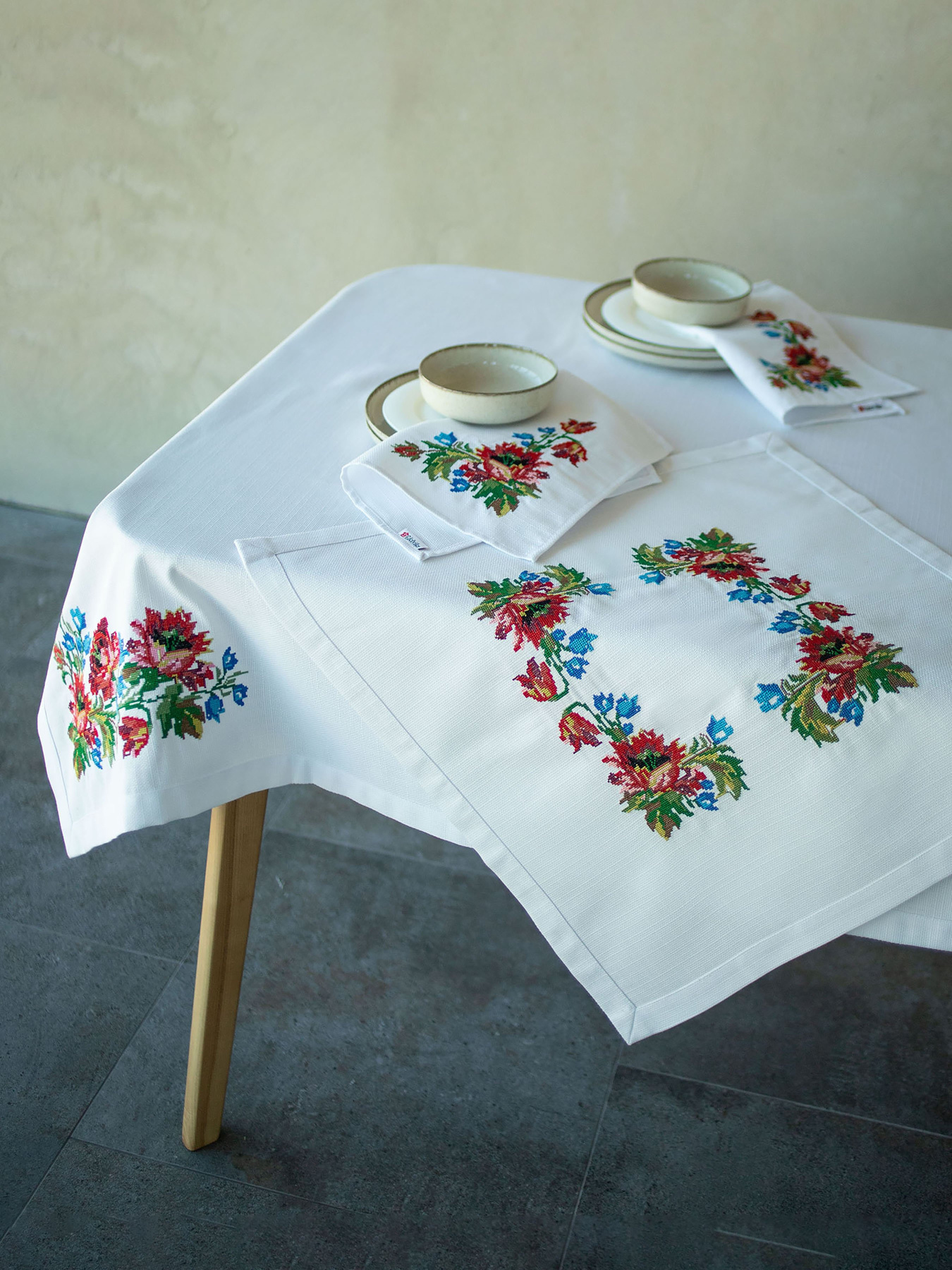 Вишита серветка "За народними мотивами" Едельвіка модель 77-21-09 Фото