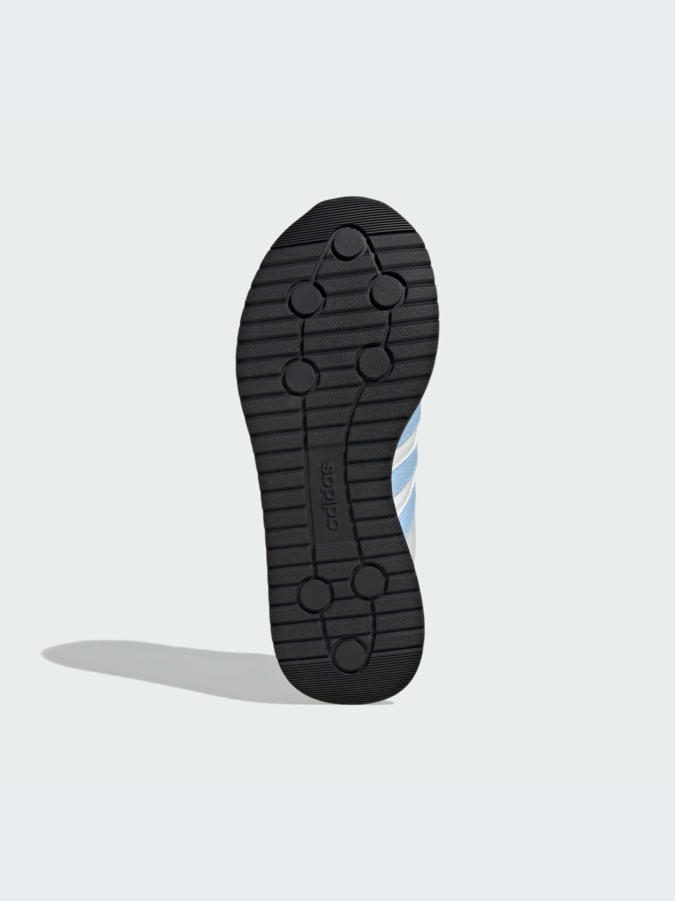 Кросівки Adidas модель IH8602 Фото