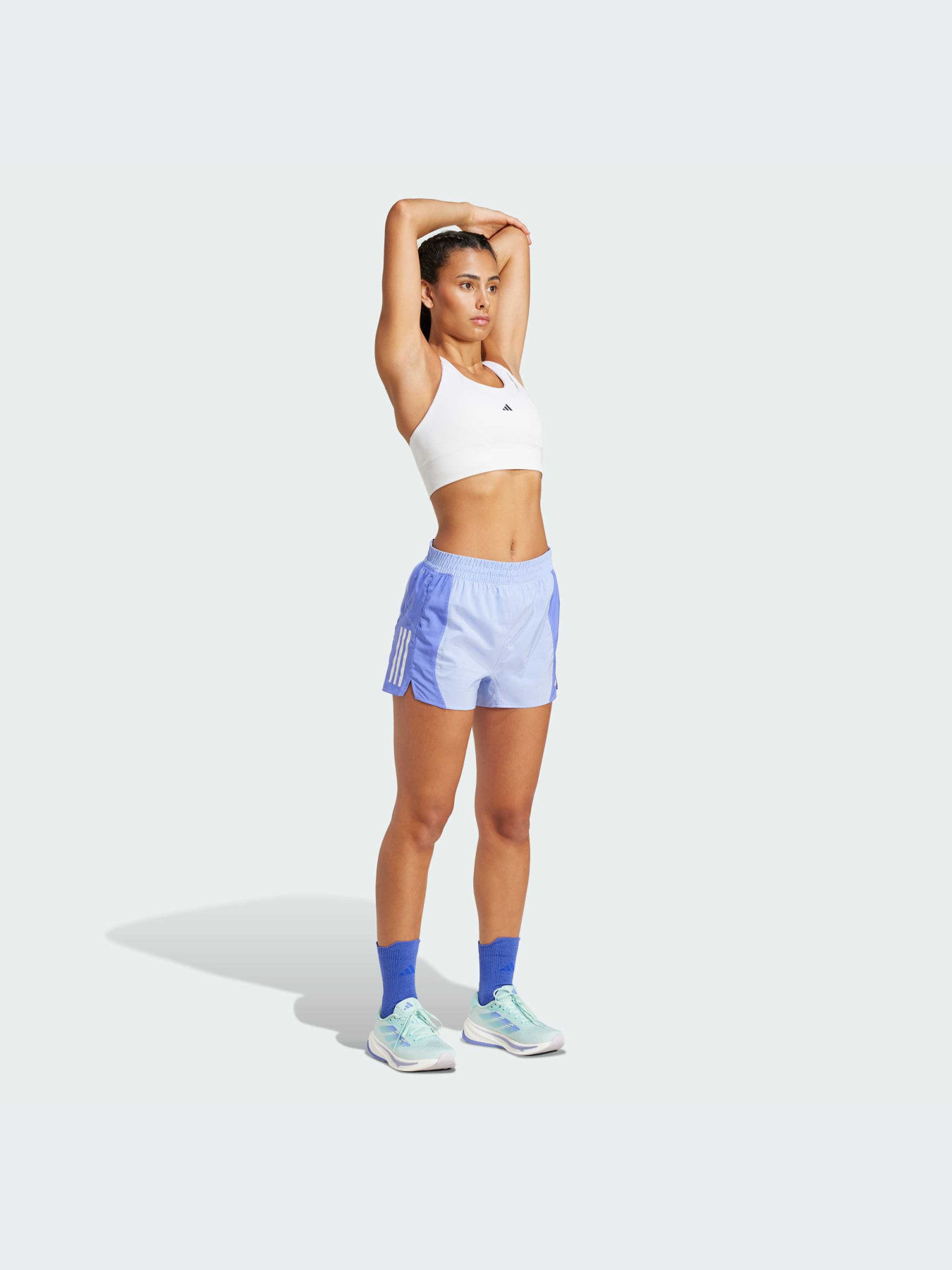 Футболки и поло Adidas модель IW5327 Футболки и поло Adidas модель IW5327 Фото