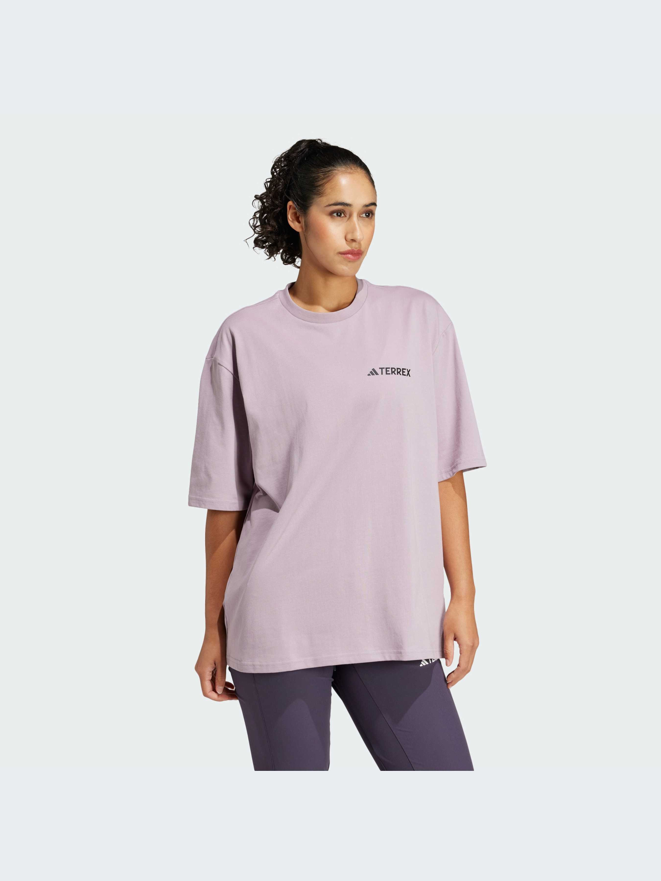 Футболки и поло Adidas модель IZ0456 Футболки и поло Adidas модель IZ0456 Фото