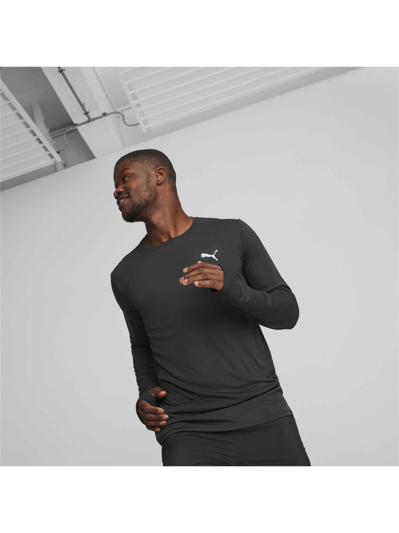 Худи и свитшоты PUMA Run Favorite Ls Tee M модель 523152 Худи и свитшоты PUMA Run Favorite Ls Tee M модель 523152 Фото