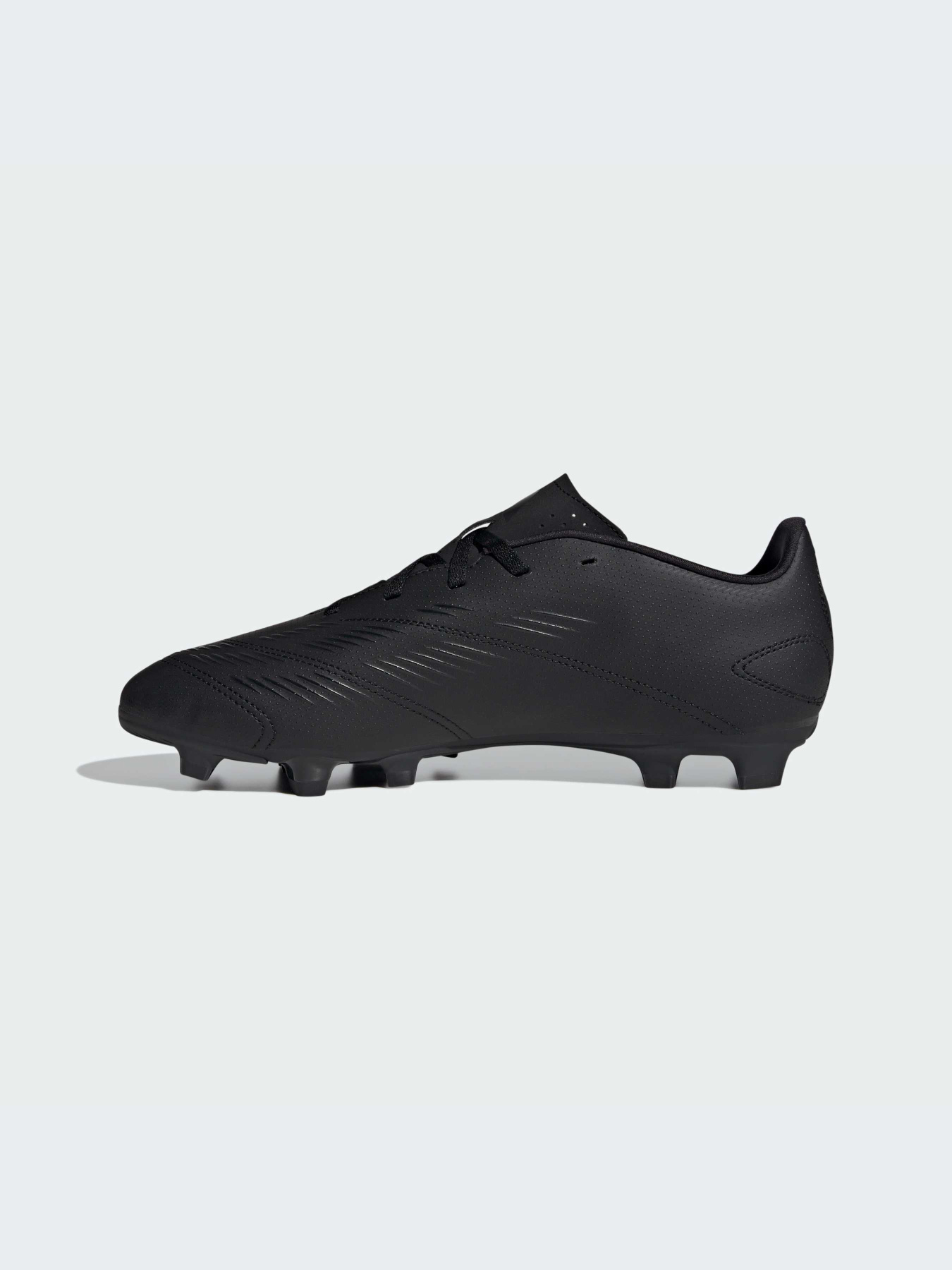 Кросівки Adidas Predator модель IG7759 Кросівки Adidas Predator модель IG7759 Фото