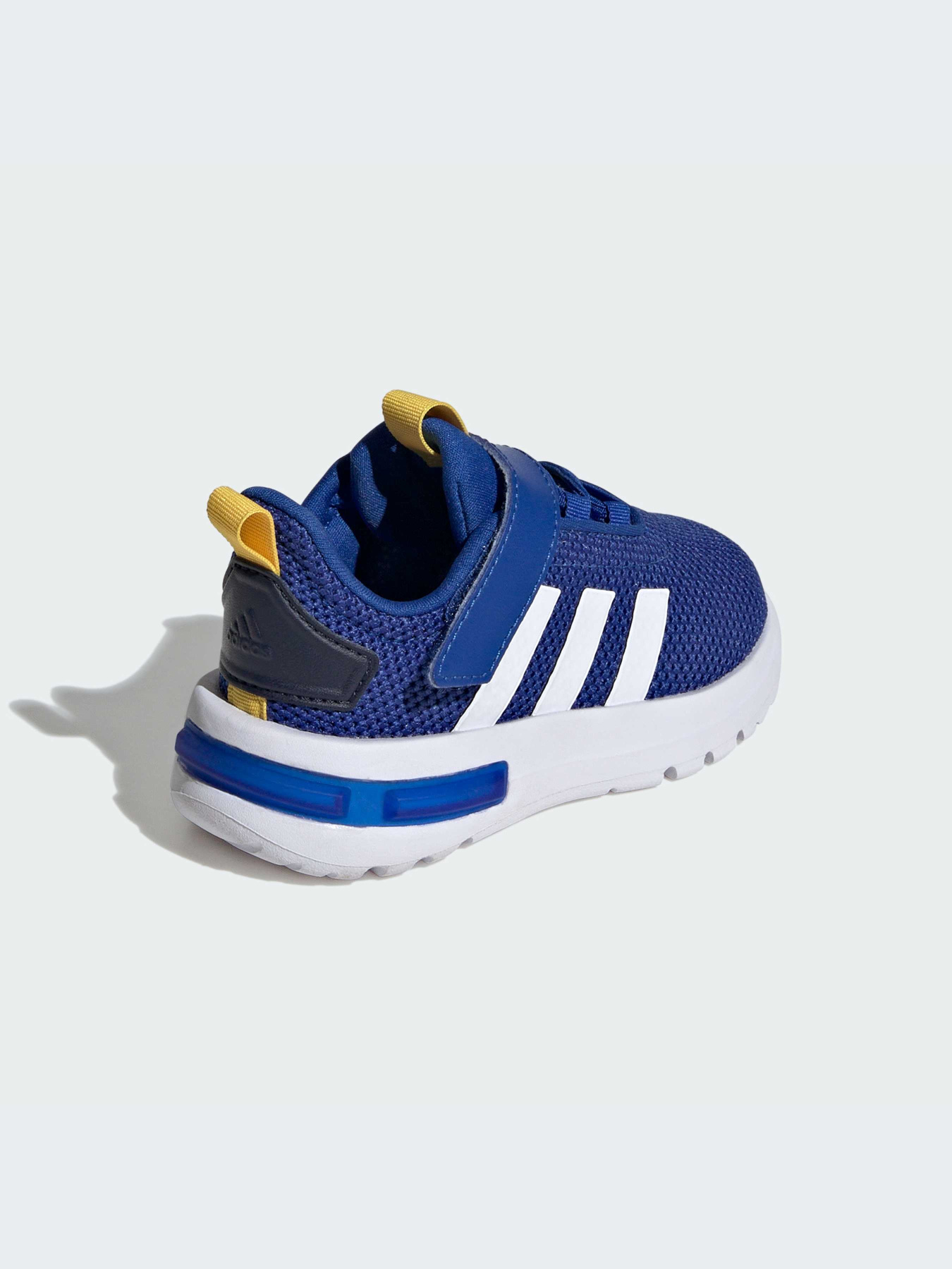 Кроссовки Adidas Racer модель IE6415 Кроссовки Adidas Racer модель IE6415 Фото