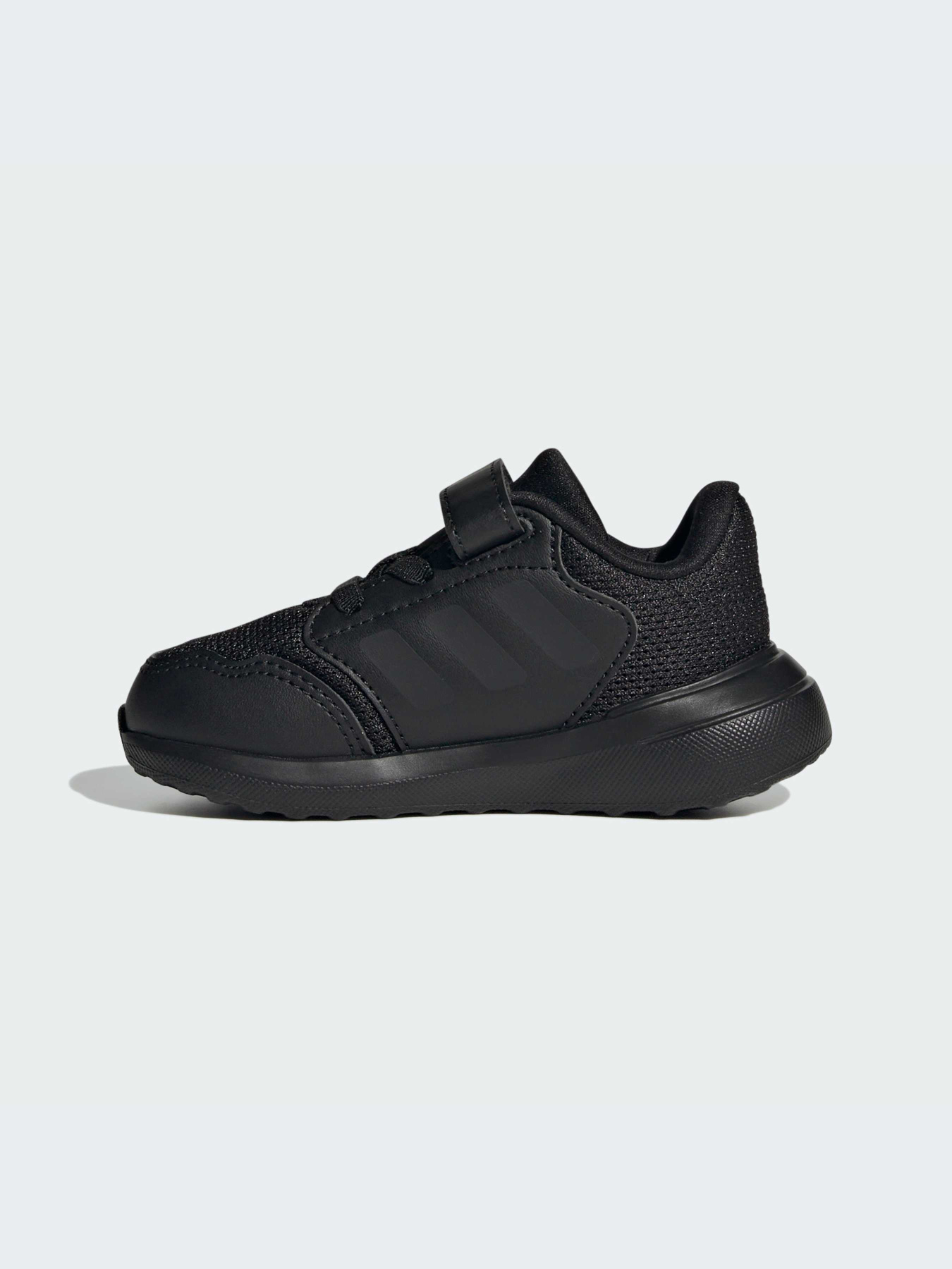 Кроссовки Adidas модель IE6012 Кроссовки Adidas модель IE6012 Фото