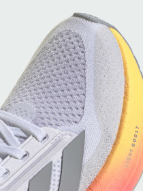 Кроссовки Adidas Ultraboost модель IH0638 Фото