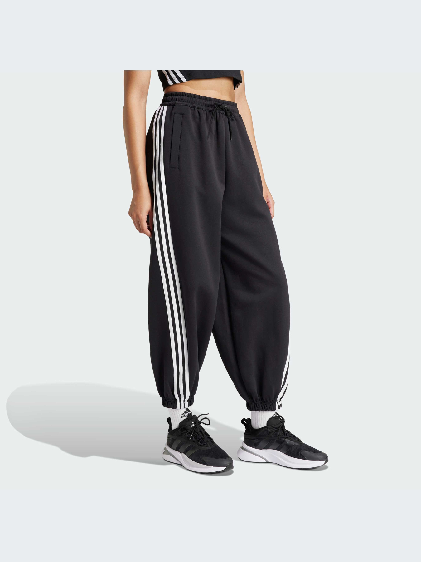 Брюки Adidas 3 Stripes модель IV7510 Брюки Adidas 3 Stripes модель IV7510 Фото