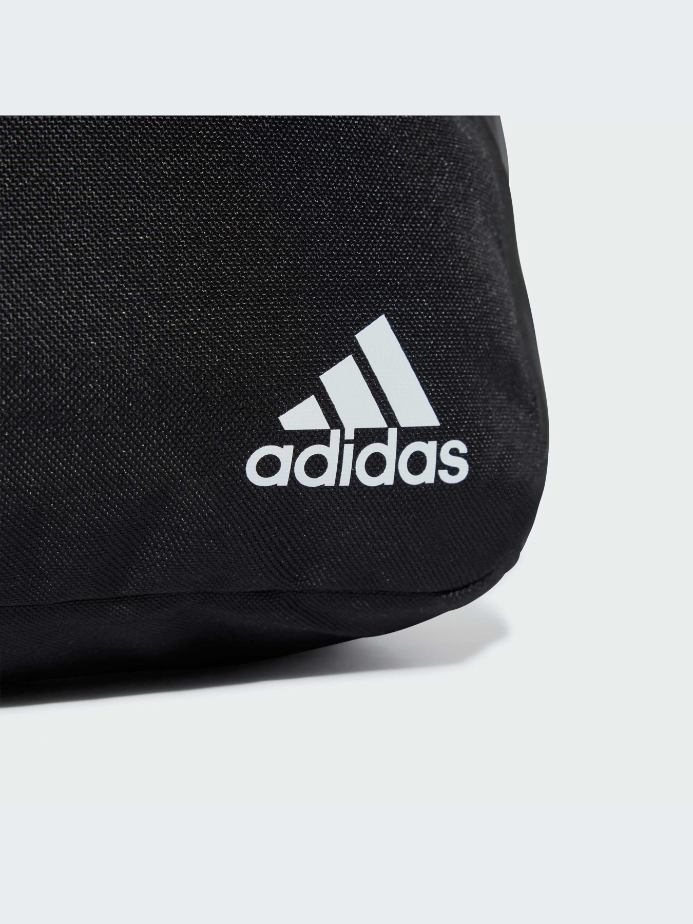 Рюкзаки Adidas модель IZ1895 Рюкзаки Adidas модель IZ1895 Фото