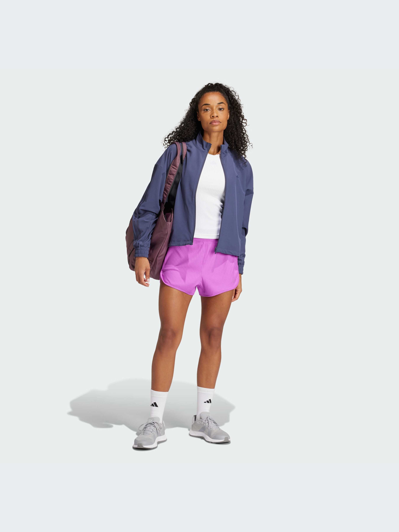 Футболки и поло Adidas 3 Stripes модель IW8163 Футболки и поло Adidas 3 Stripes модель IW8163 Фото