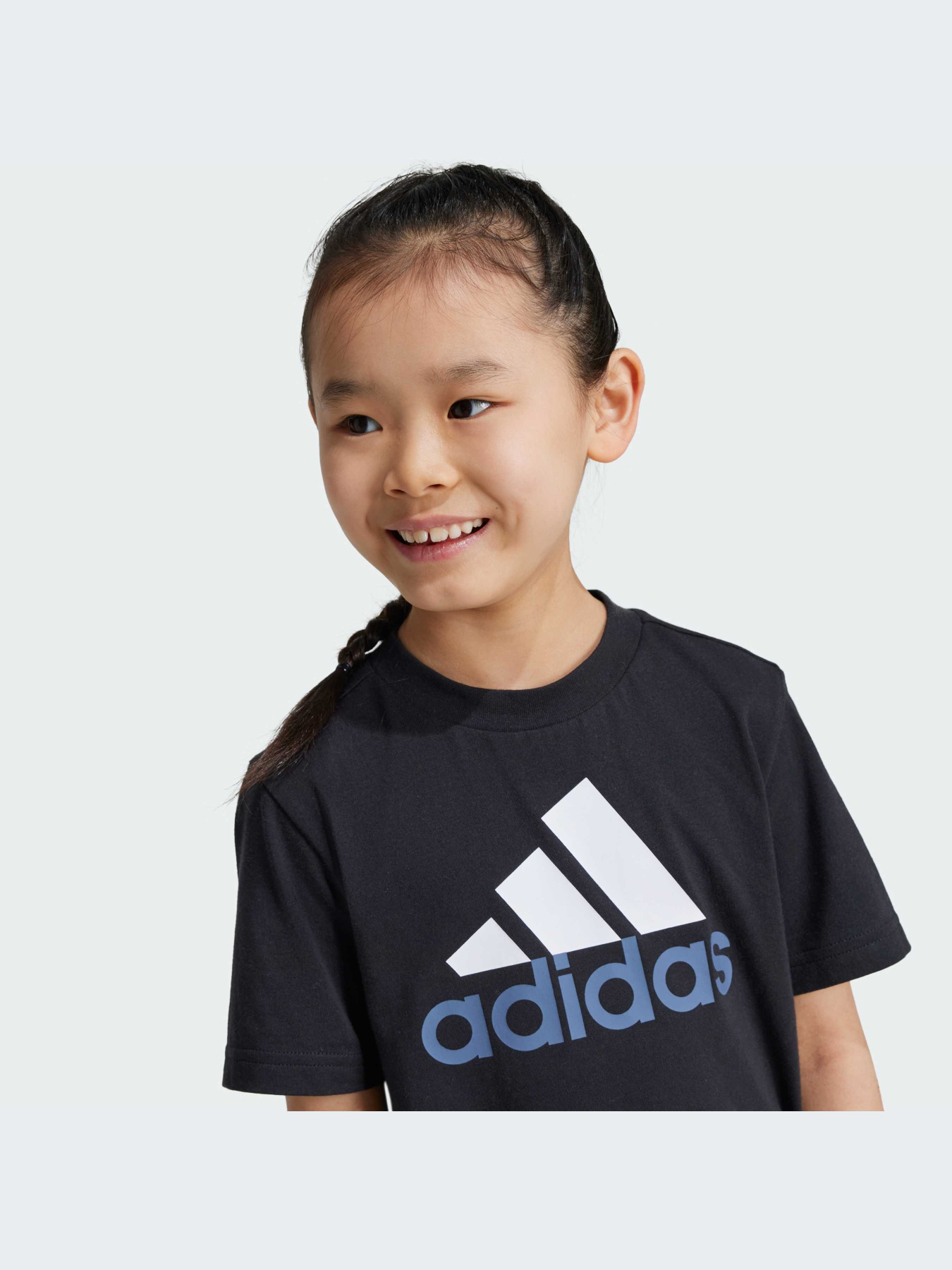 Костюмы Adidas модель IX7325 Костюмы Adidas модель IX7325 Фото
