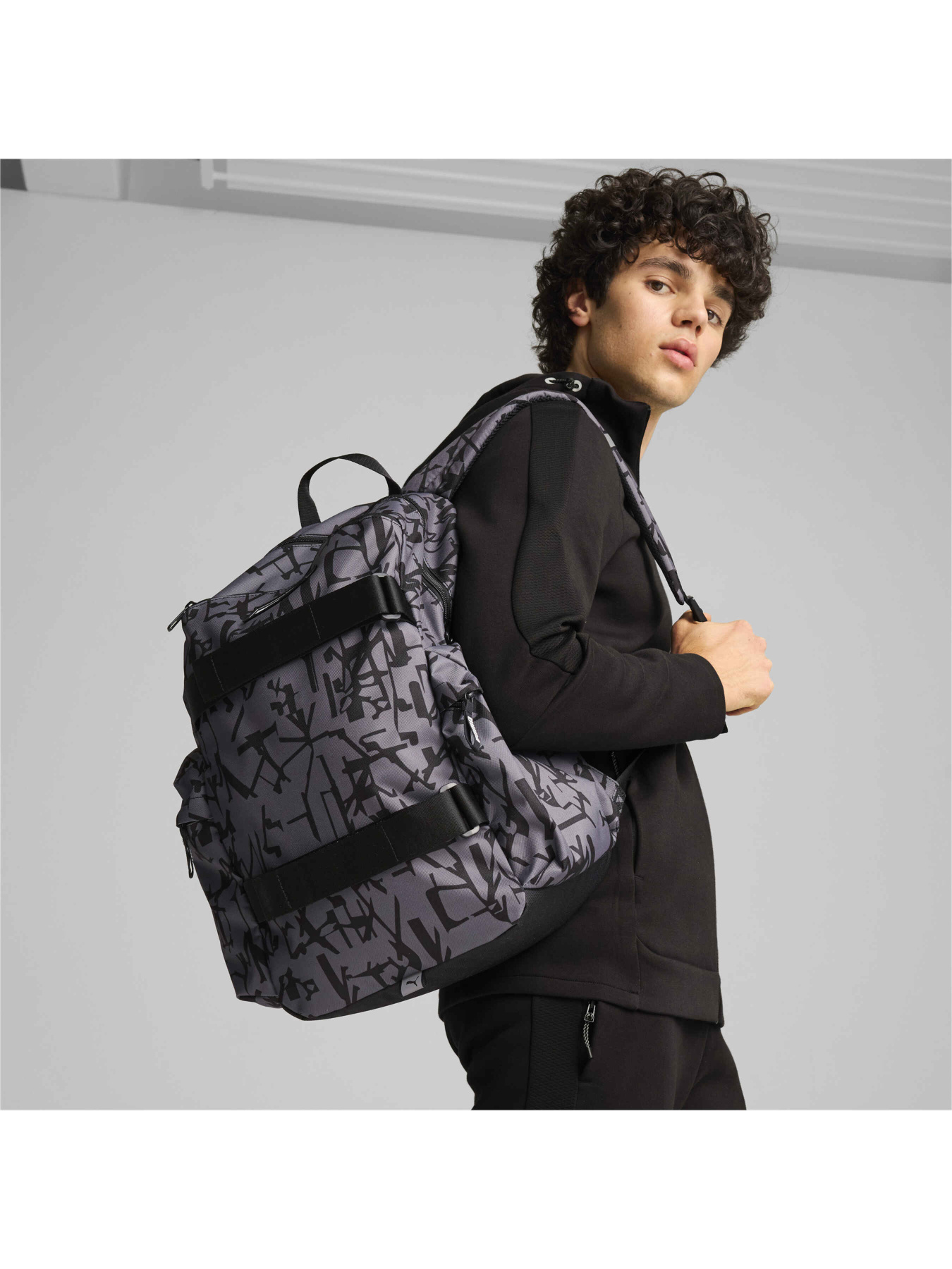 Рюкзаки PUMA Deck Backpack модель 090706 Рюкзаки PUMA Deck Backpack модель 090706 Фото