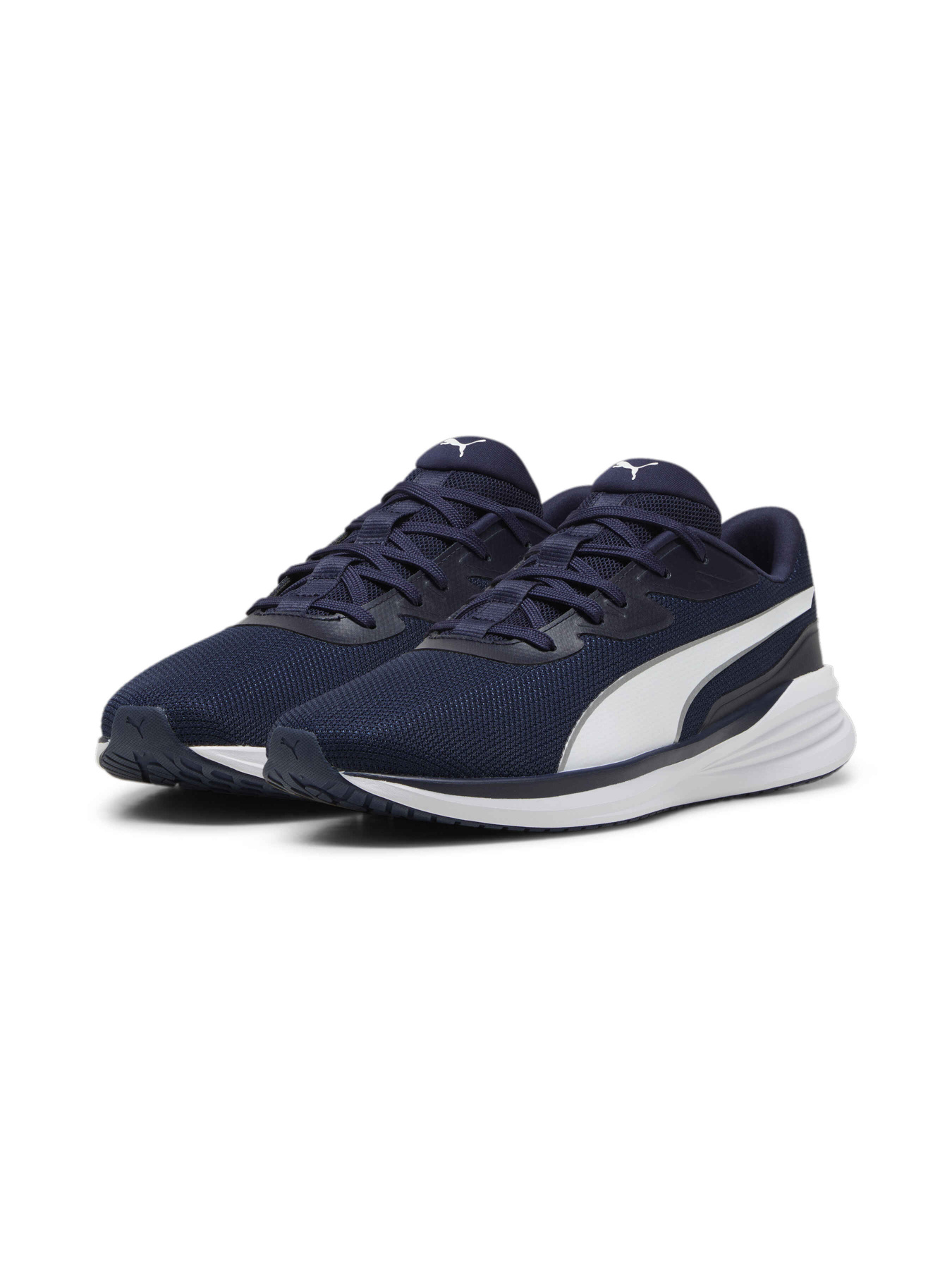 Кросівки PUMA Night Runner V3 модель 310040 Кросівки PUMA Night Runner V3 модель 310040 Фото