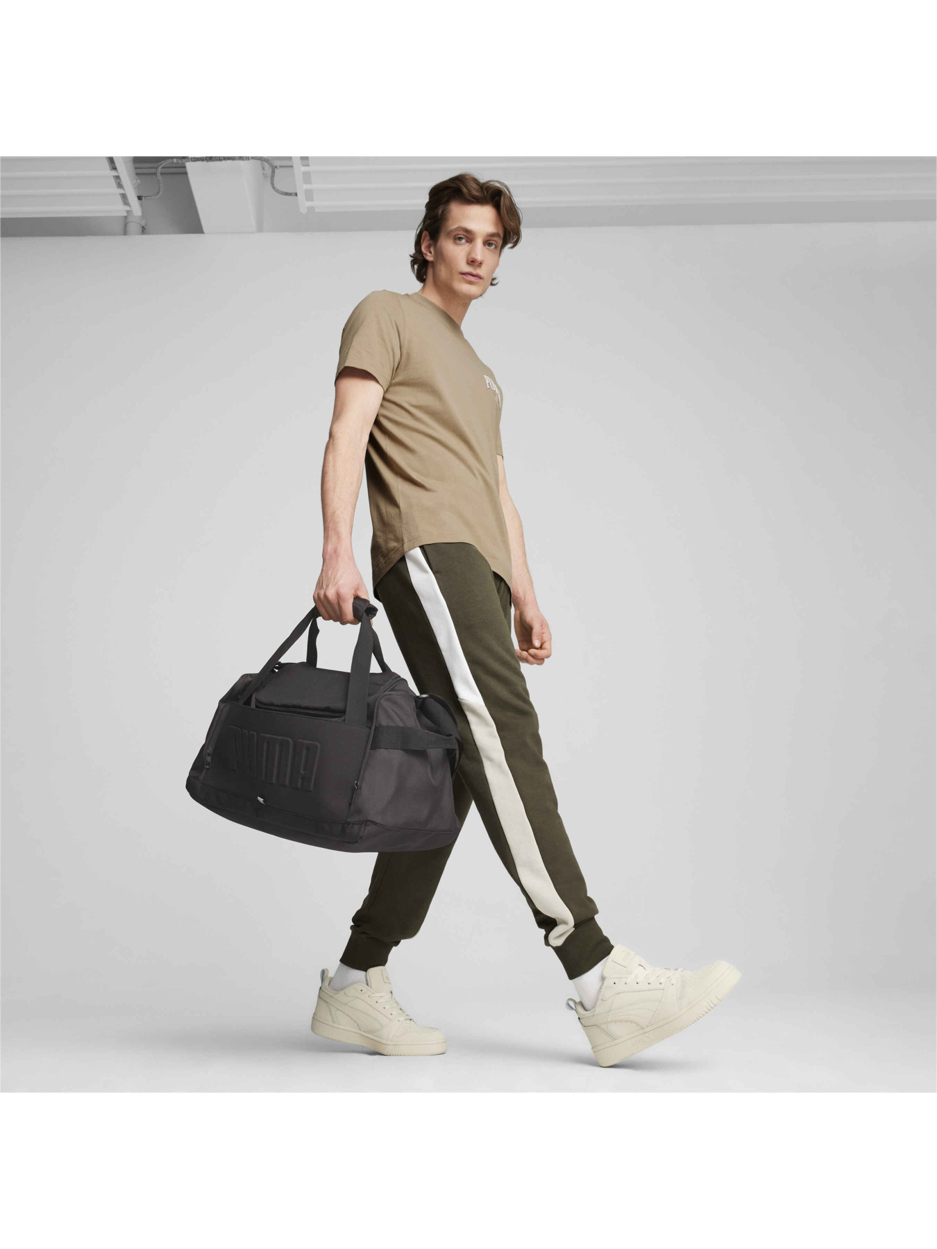 Сумки PUMA S Sports Bag модель 090715 Сумки PUMA S Sports Bag модель 090715 Фото