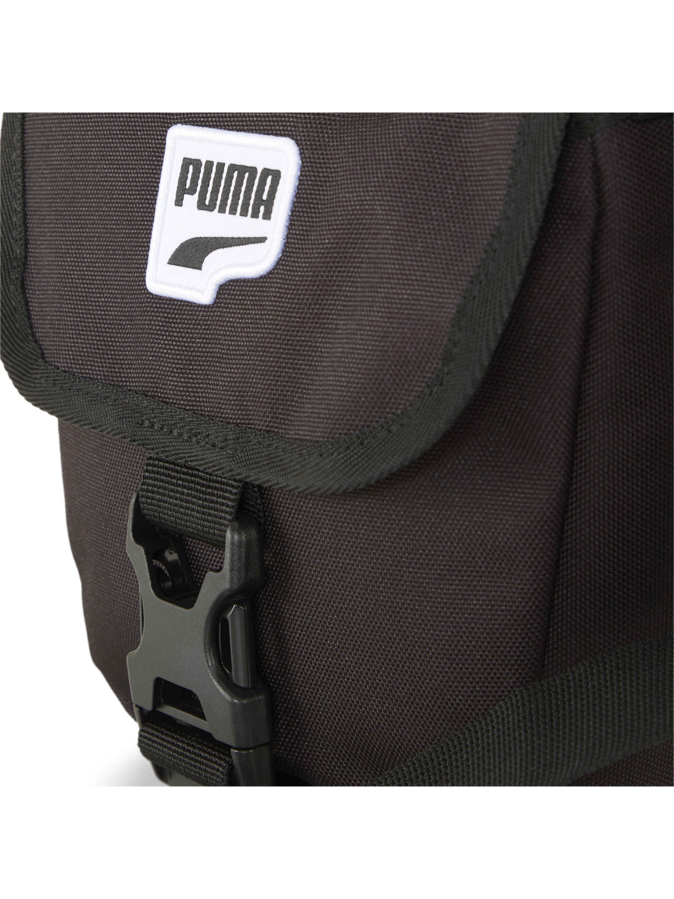 Сумки PUMA Downtown Mini Messenger модель 090763 Сумки PUMA Downtown Mini Messenger модель 090763 Фото