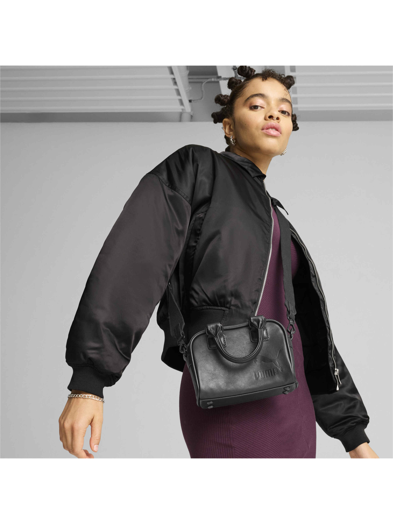Сумки PUMA League Small Grip Bag модель 090945 Сумки PUMA League Small Grip Bag модель 090945 Фото