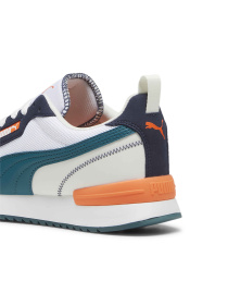 Кросівки PUMA R78 модель 393910 Фото