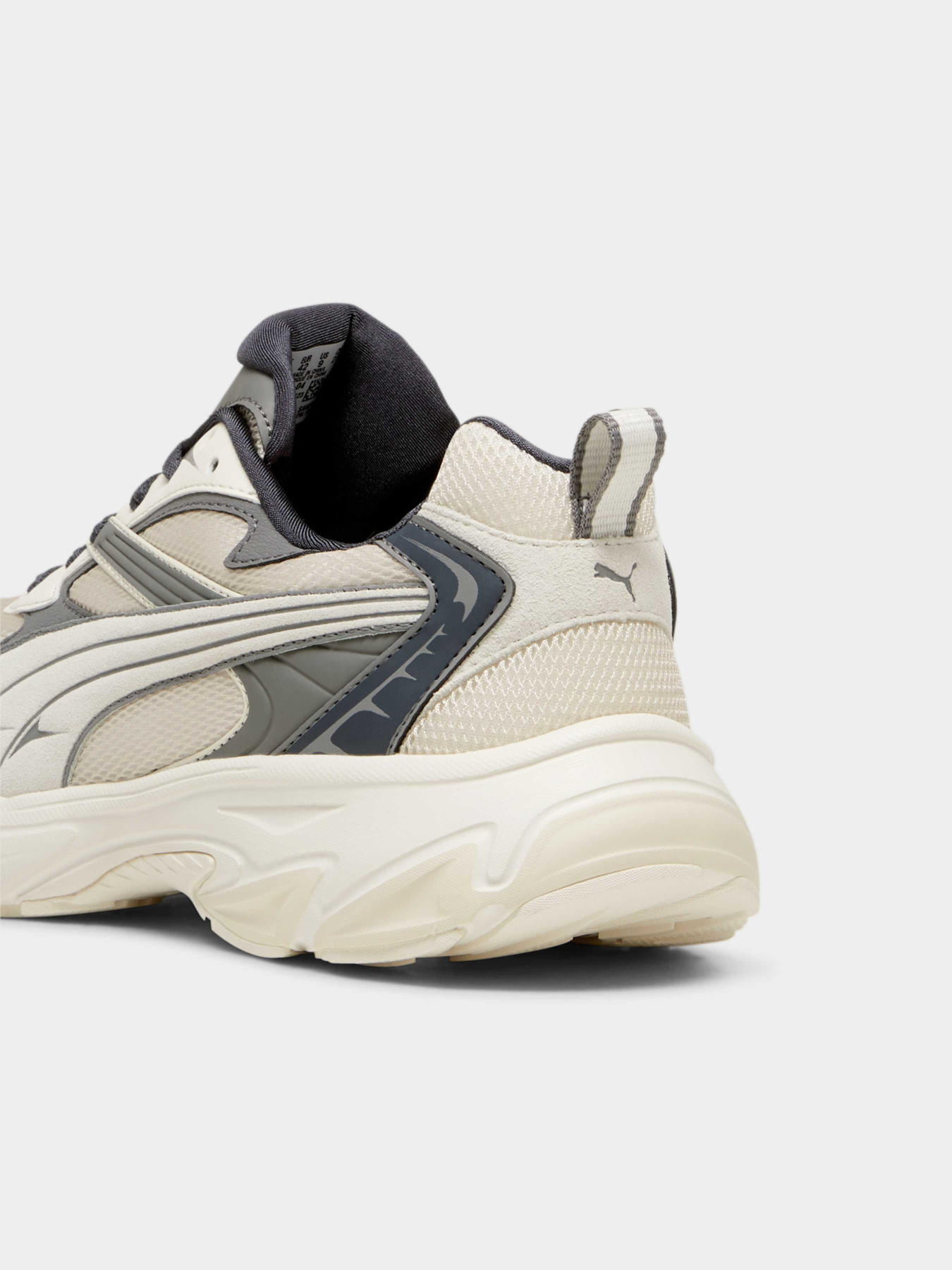 Кросівки PUMA Morphic Retro модель 395920 Кросівки PUMA Morphic Retro модель 395920 Фото
