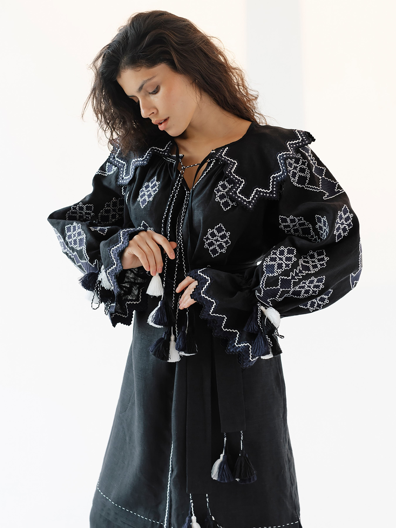 Вишиванки Embroidered Gem модель 52416 Фото