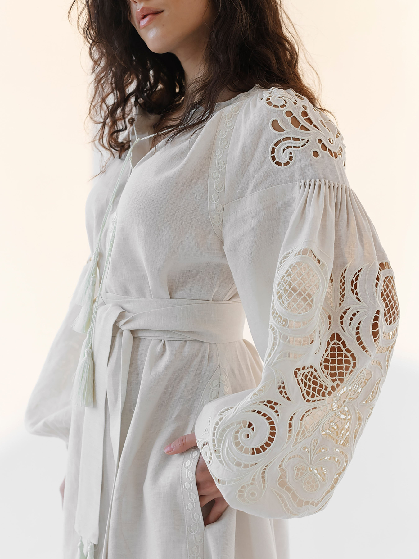 Вишиванки Embroidered Gem модель 524256 Фото