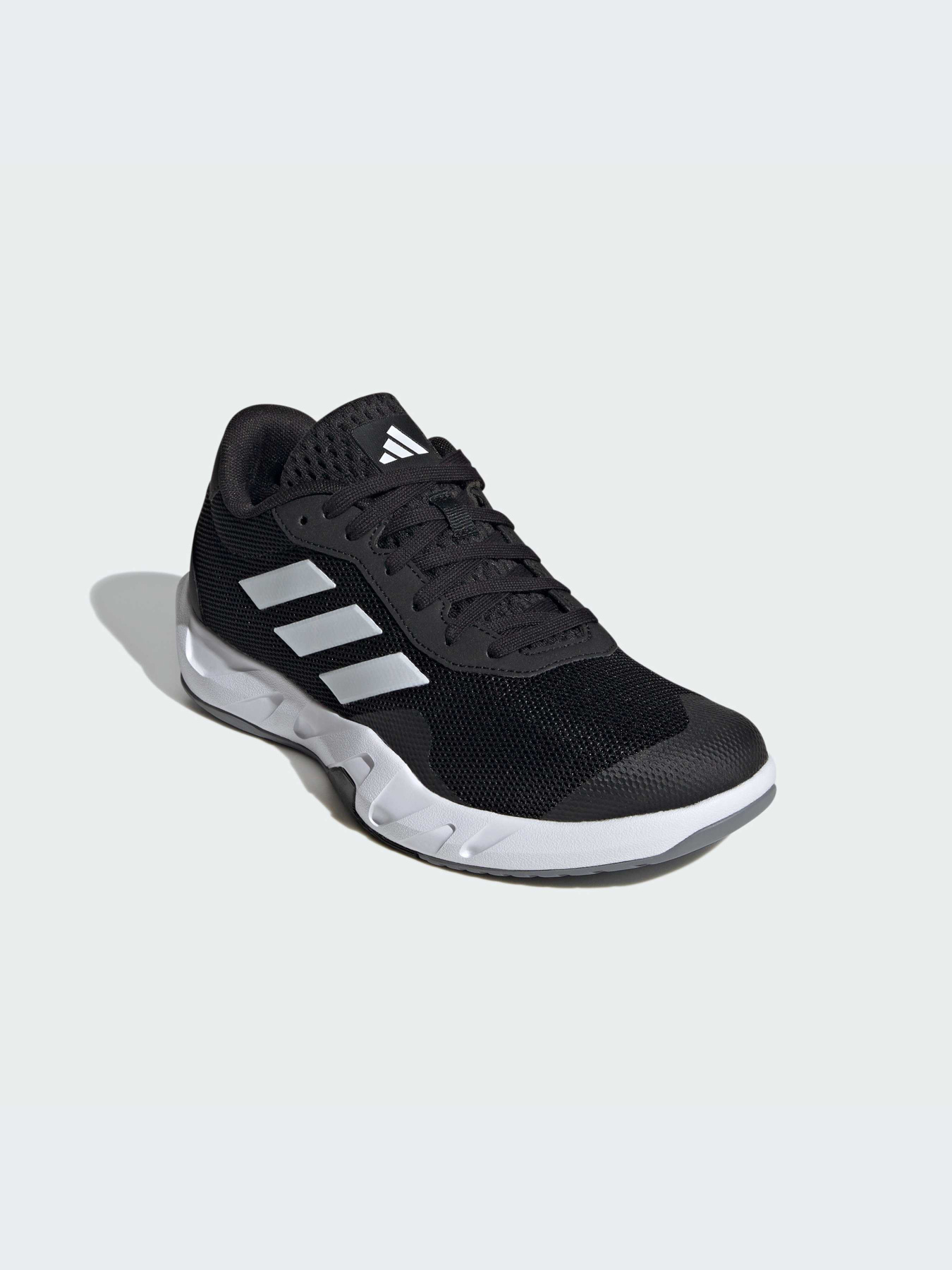 Кроссовки Adidas модель IF0957 Кроссовки Adidas модель IF0957 Фото