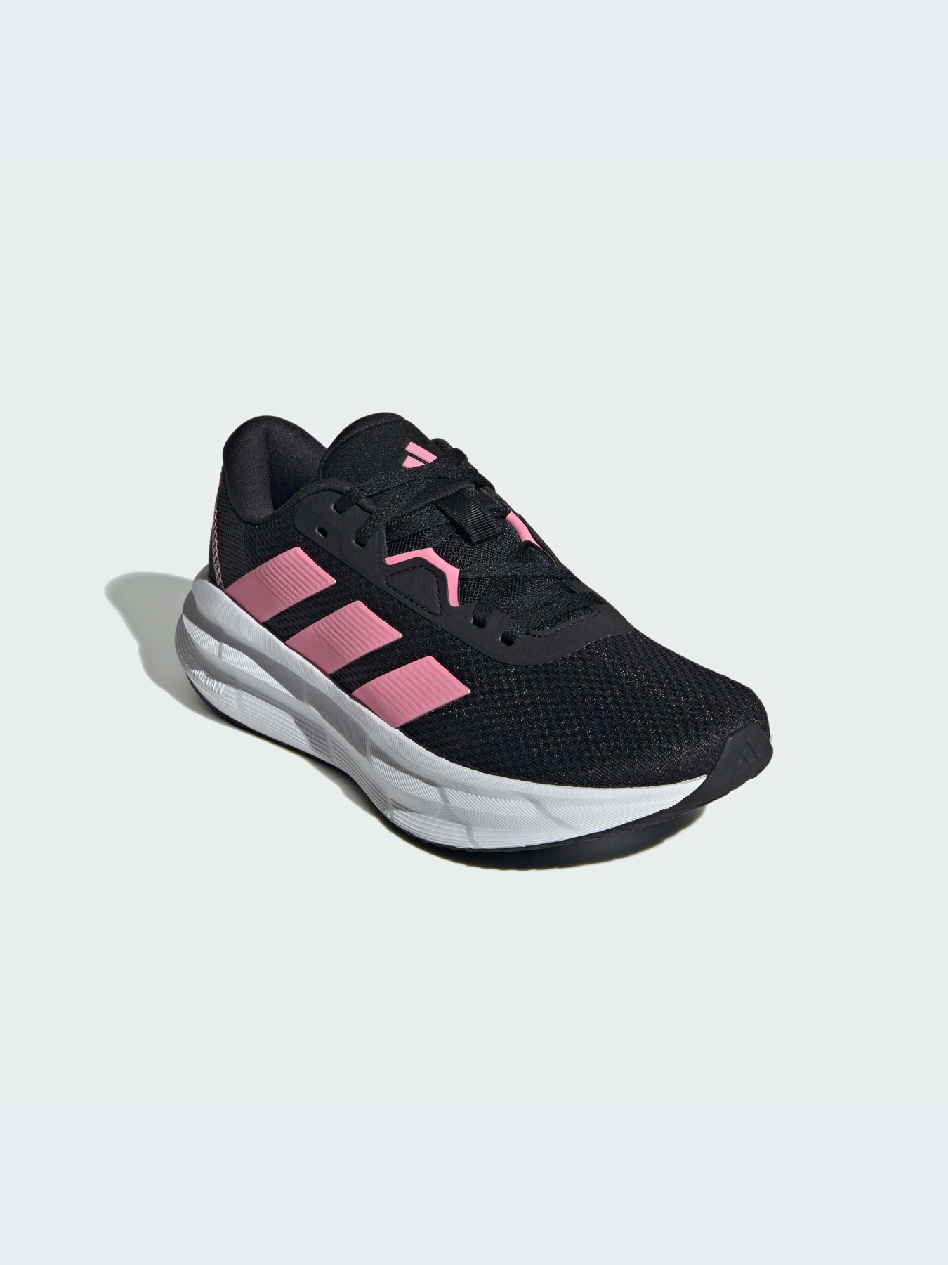 Кросівки Adidas Galaxy модель ID8763 Фото