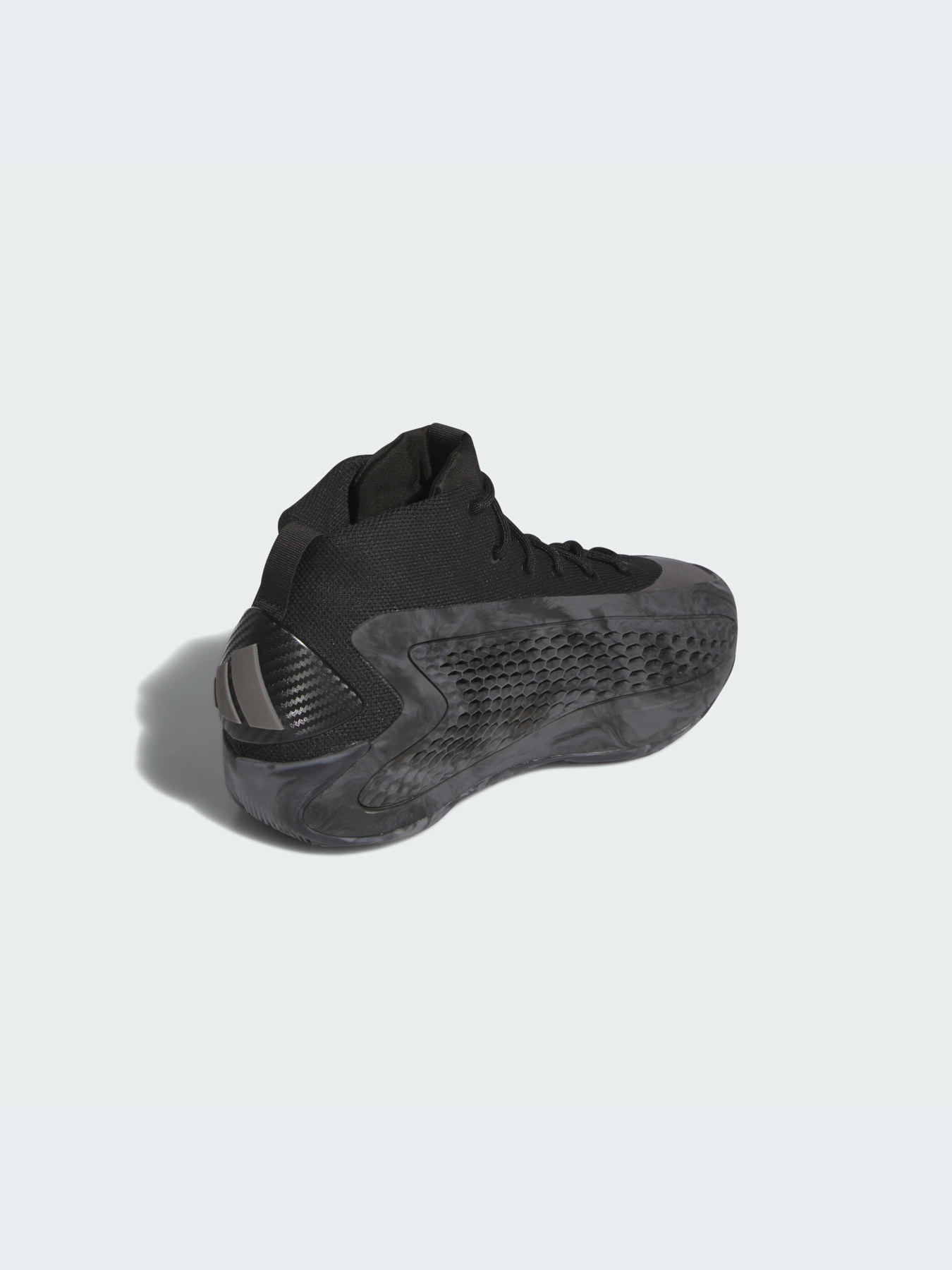 Кросівки Adidas модель IG6668 Кросівки Adidas модель IG6668 Фото