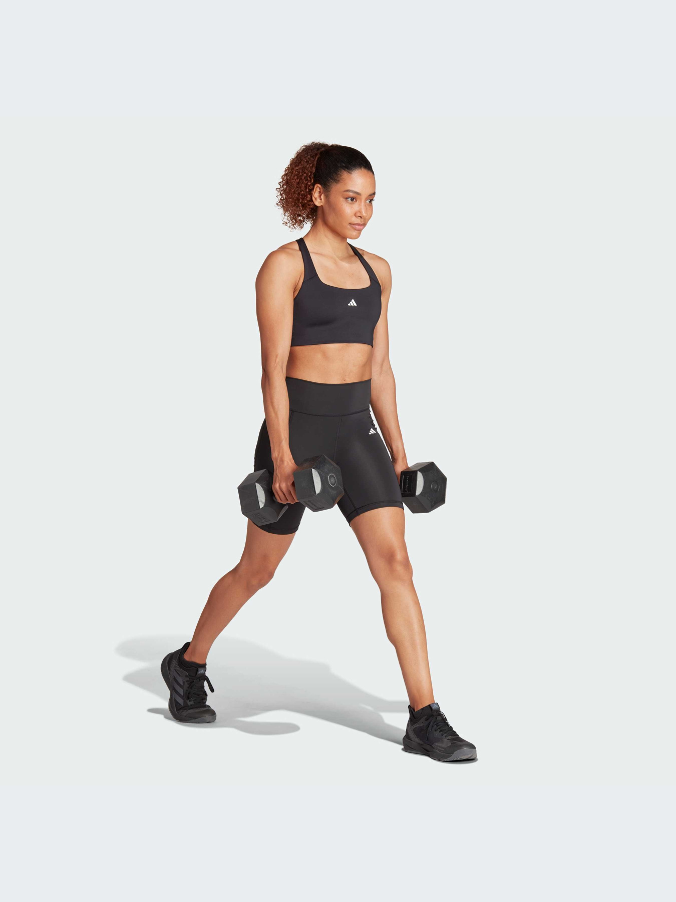 Шорты Adidas модель IQ2686 Шорты Adidas модель IQ2686 Фото