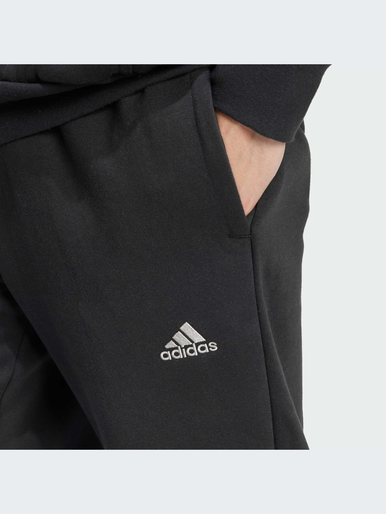 Костюмы Adidas модель IY0300 Костюмы Adidas модель IY0300 Фото