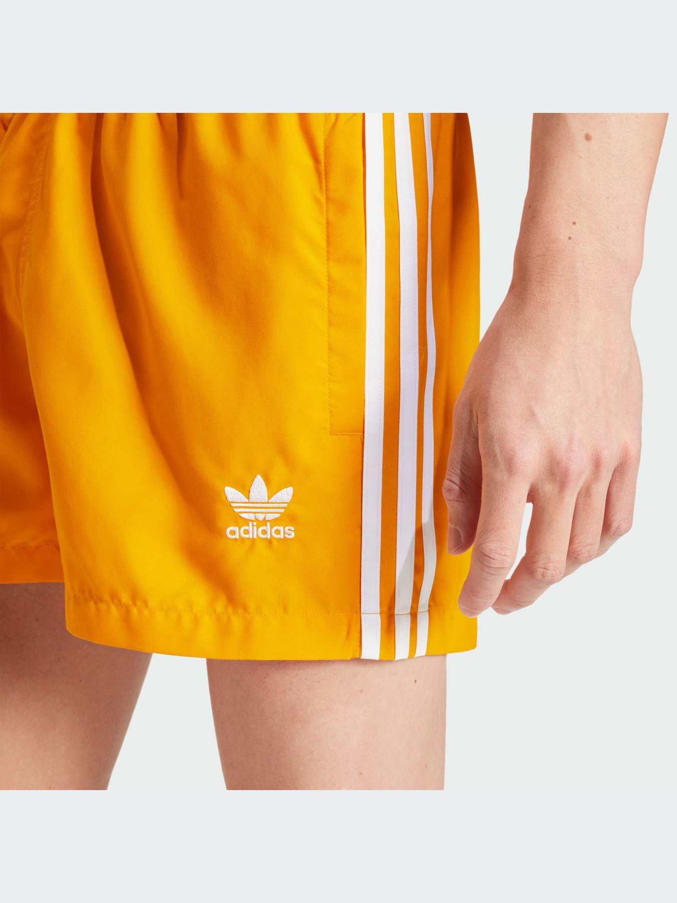 Одяг для пляжу Adidas Adicolor модель IY1555 Фото
