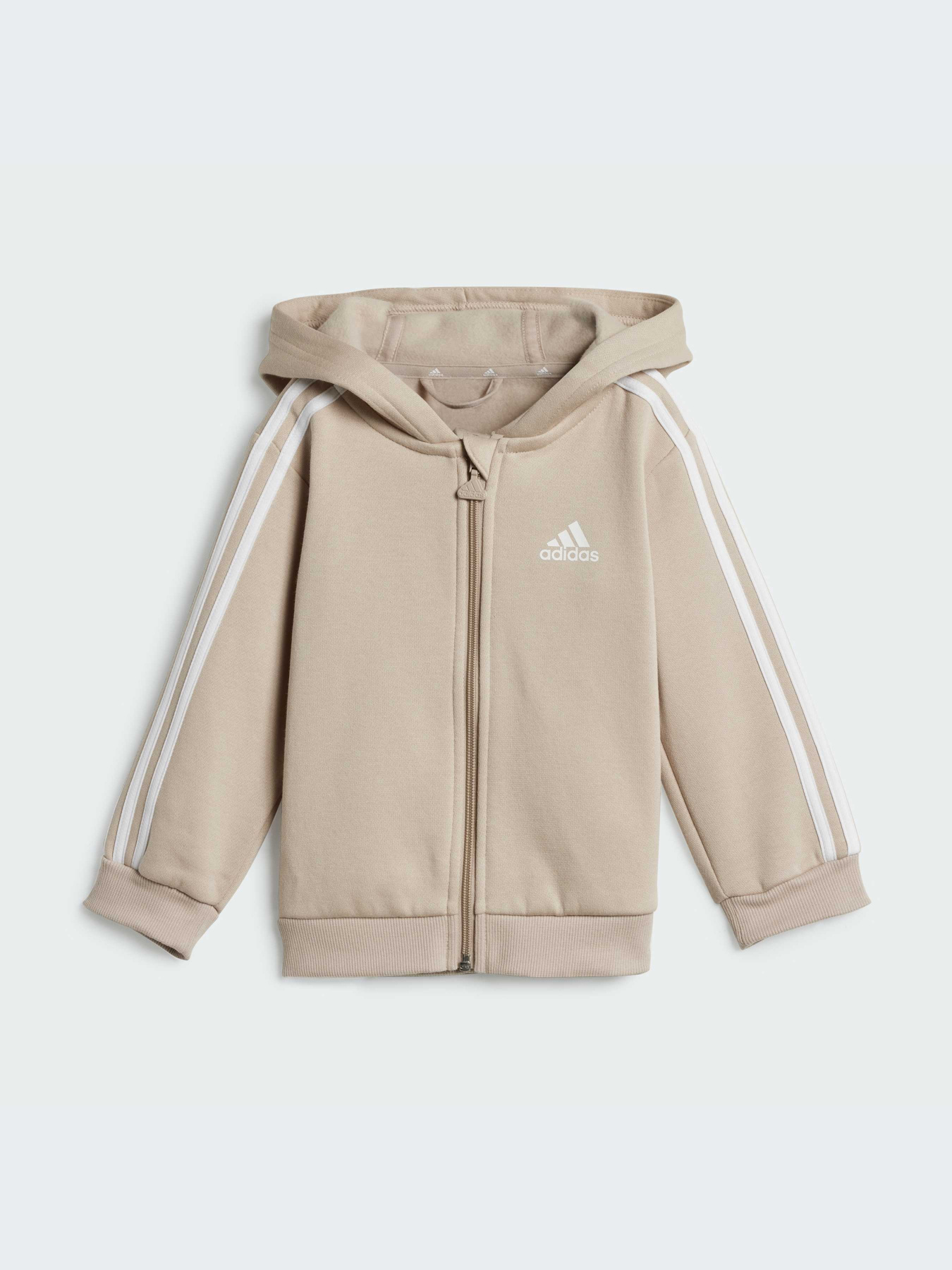 Костюмы Adidas модель IZ4992 Костюмы Adidas модель IZ4992 Фото