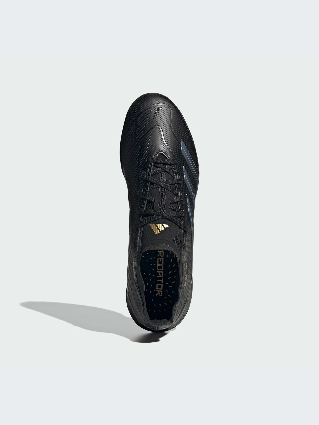 Кросівки Adidas Predator модель IF6377 Фото
