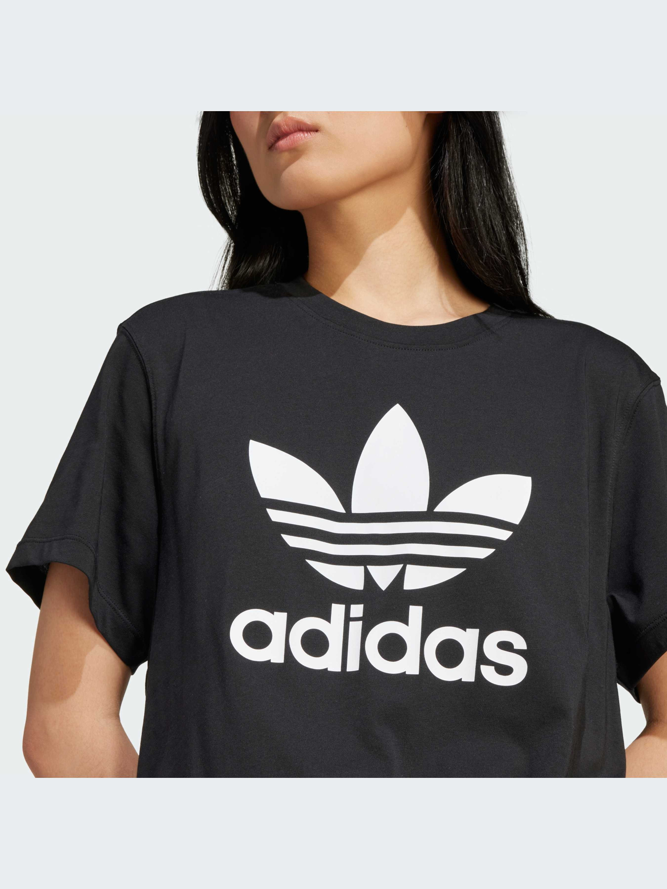 Футболки і поло Adidas Adicolor модель IU2422 Футболки і поло Adidas Adicolor модель IU2422 Фото