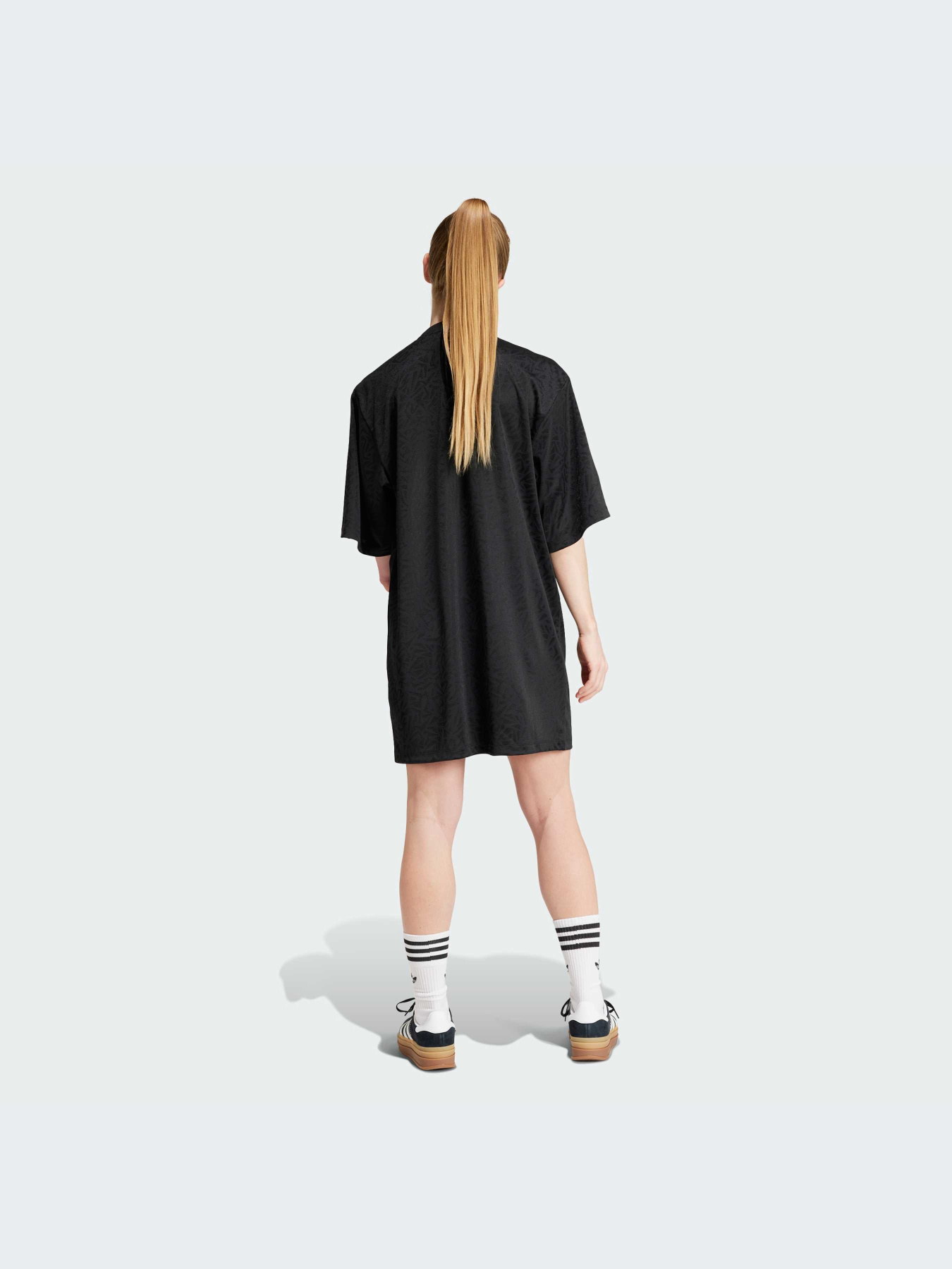 Сукні Adidas модель IW5481 Сукні Adidas модель IW5481 Фото